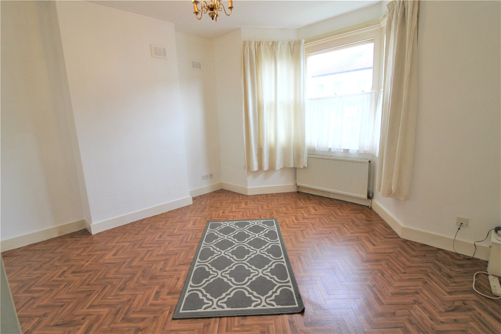 Waltham Road, Southall, Greater London, UB2, photo 2