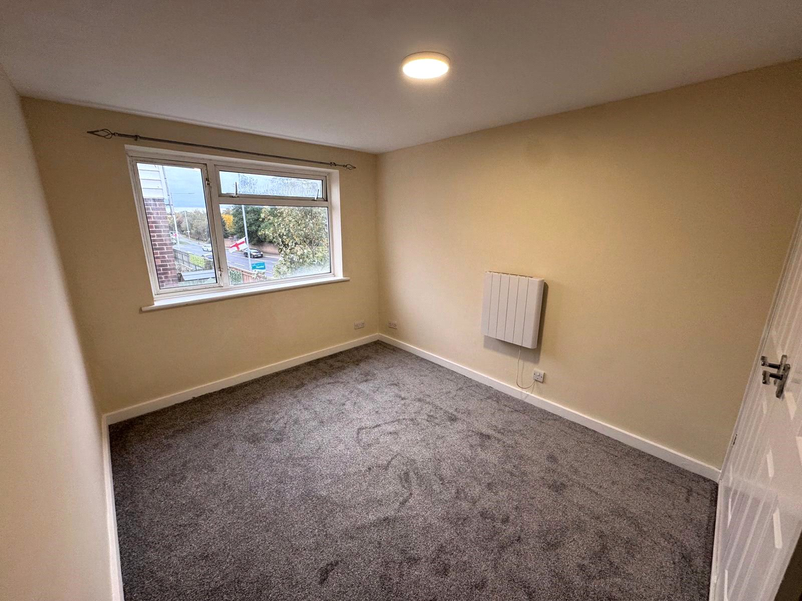 Aintree Close, Uxbridge, Greater London, UB8, photo 4