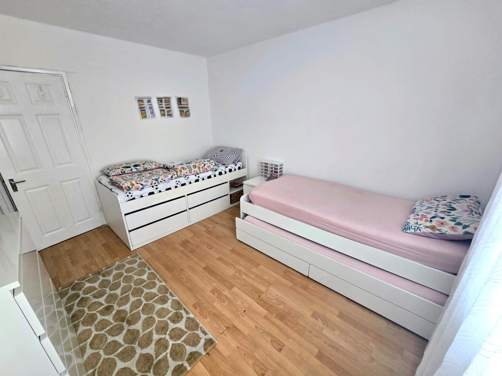 Larch Crescent, Hayes, Greater London, UB4, photo 6