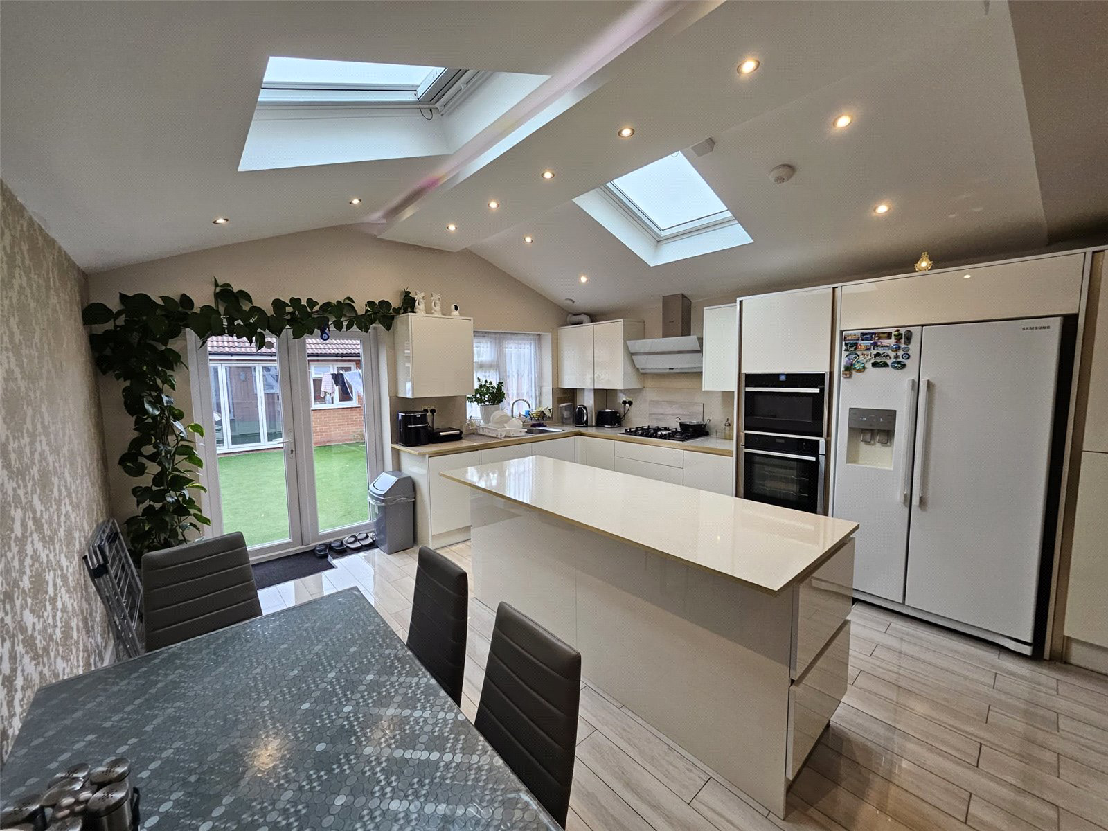 Wyre Grove, Hayes, Greater London, UB3