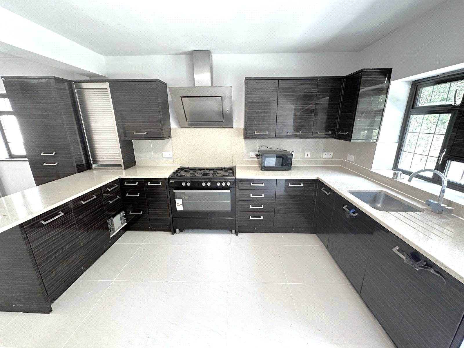 The Greenway, Ickenham, Greater London, UB10, photo 11