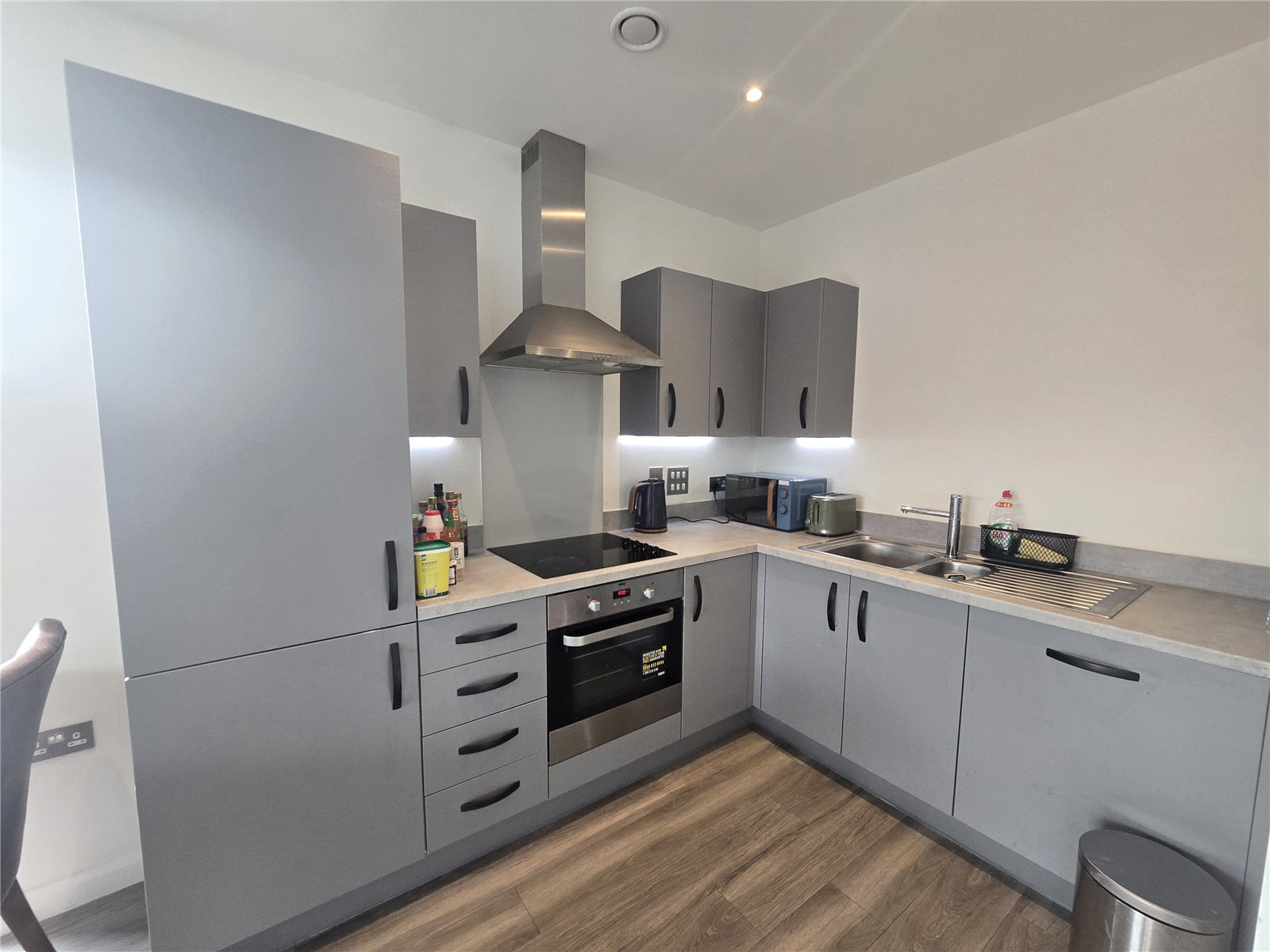 Cranton Avenue, Hayes, Greater London, UB3, photo 6