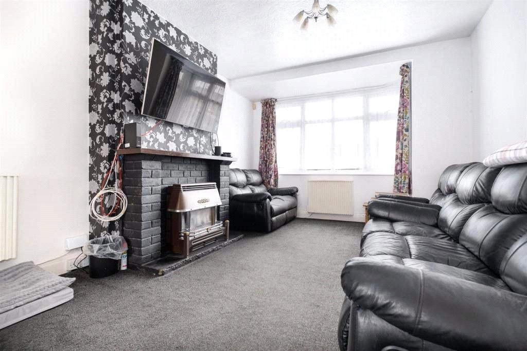 Manton Close, Hayes, Greater London, UB3, photo 2