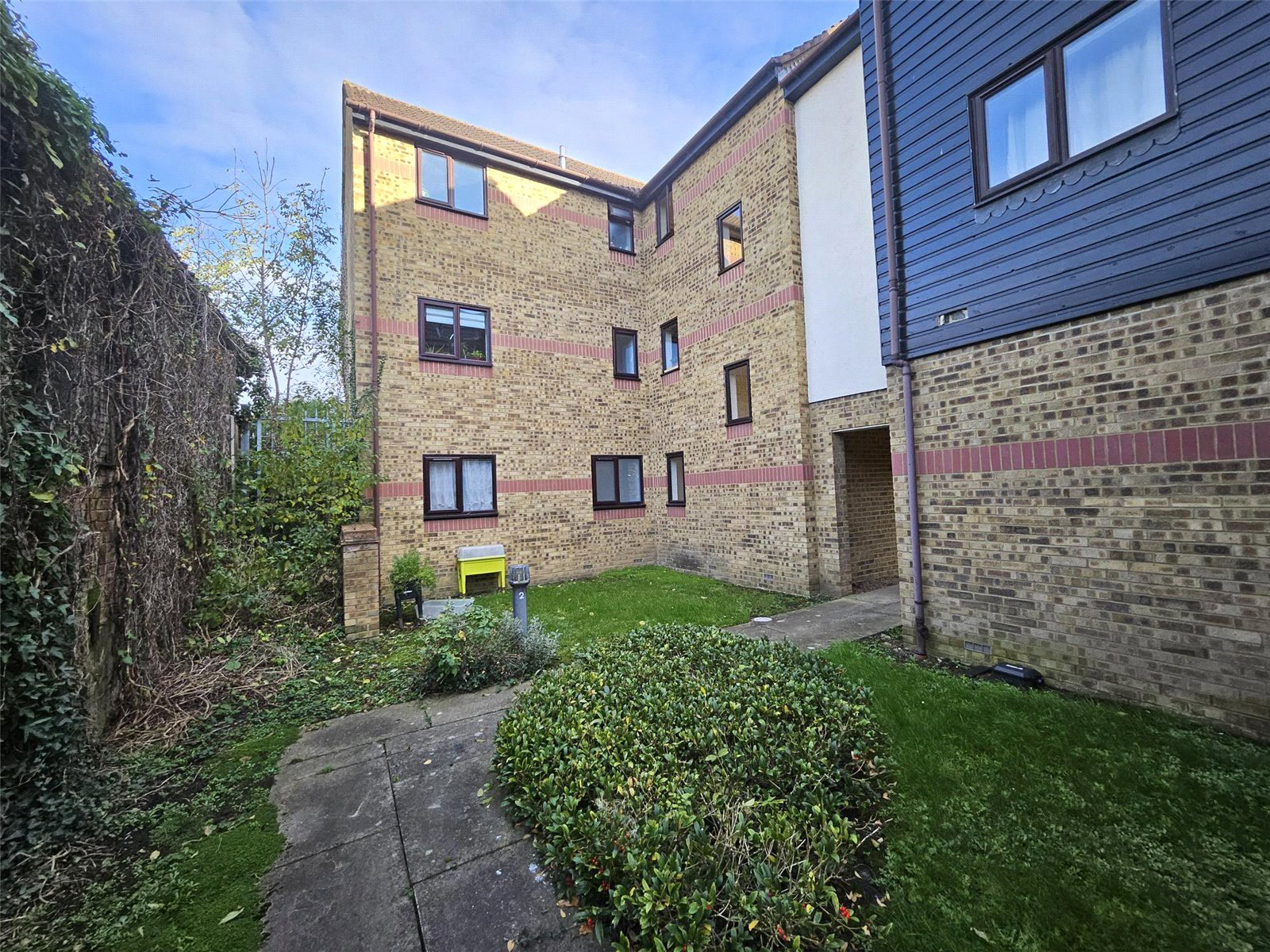 Bentinck Road, West Drayton, Greater London, UB7, photo 2