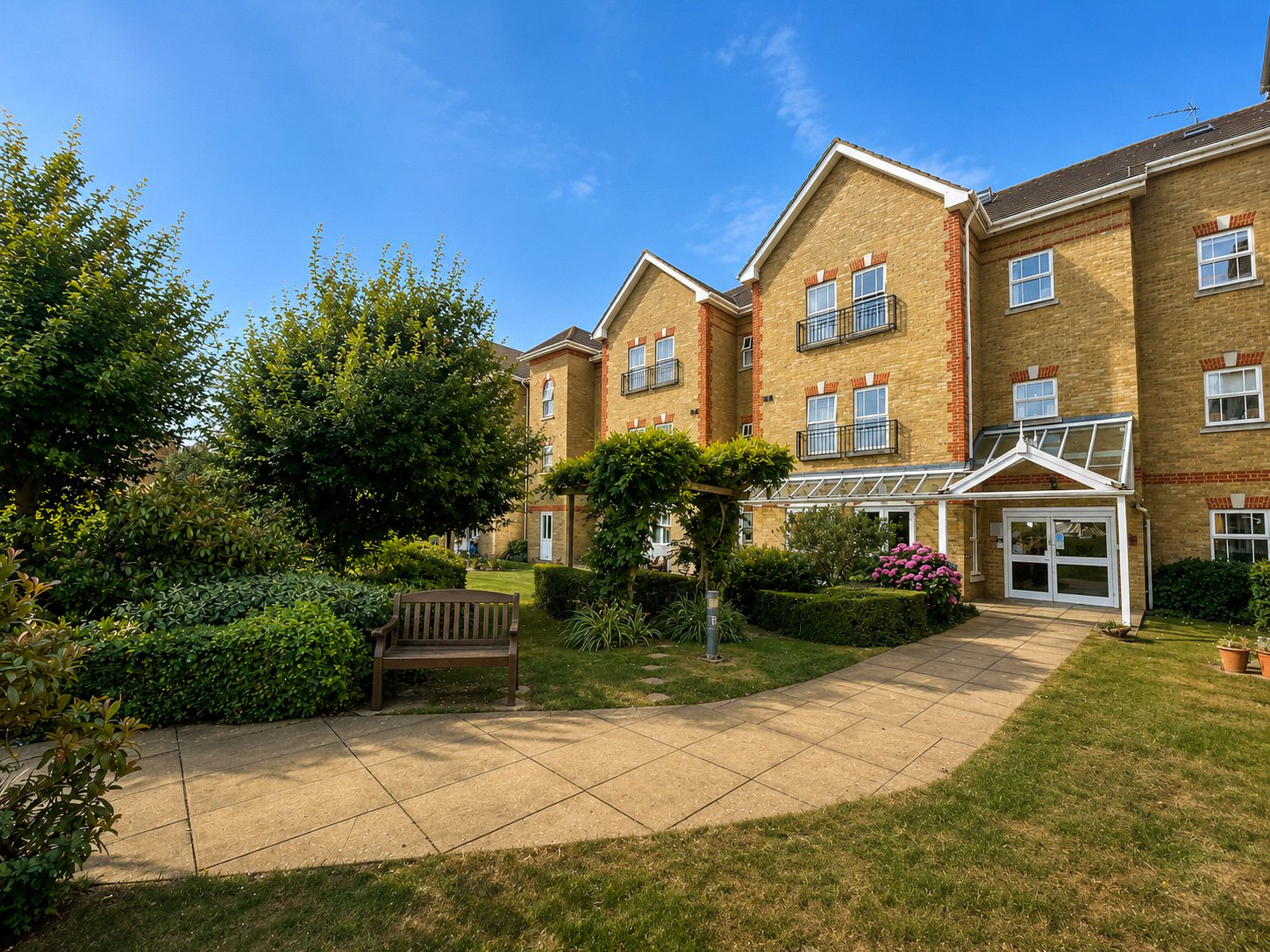 Draper Close, Isleworth, Hounslow, Greater London, TW7
