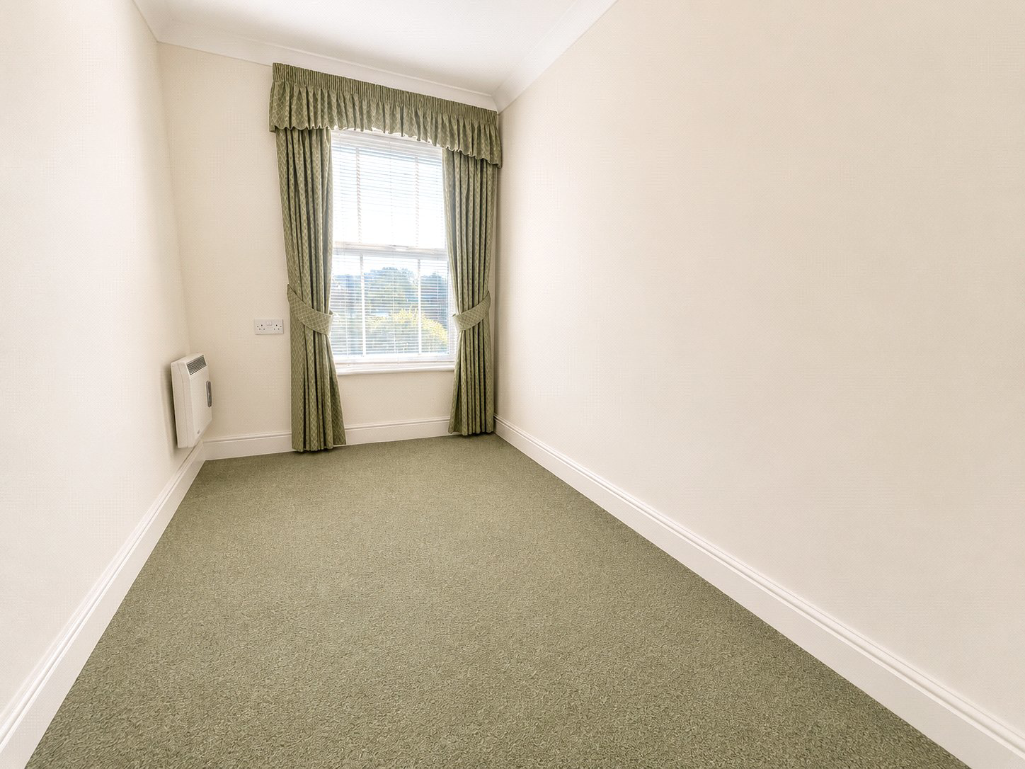 Draper Close, Isleworth, Hounslow, Greater London, TW7, photo 5