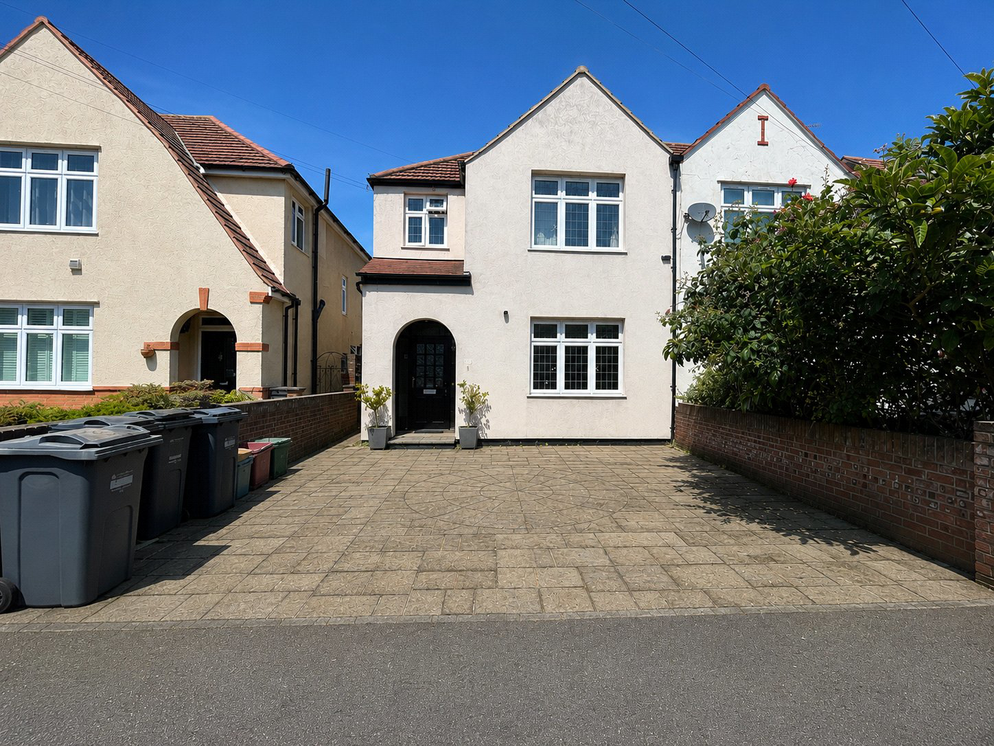 Chatsworth Crescent, Hounslow, Greater London, TW3