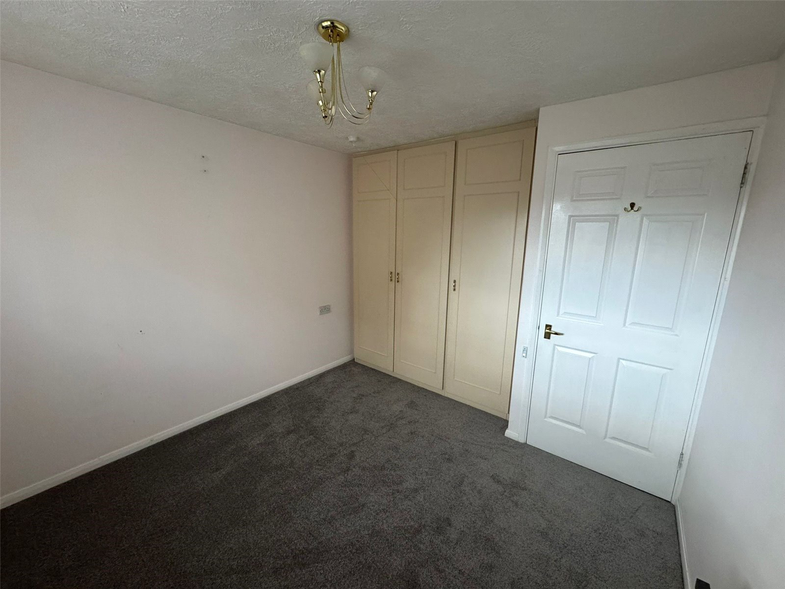 Magnolia Court, Auriol Drive, Uxbridge, Greater London, UB10, photo 7