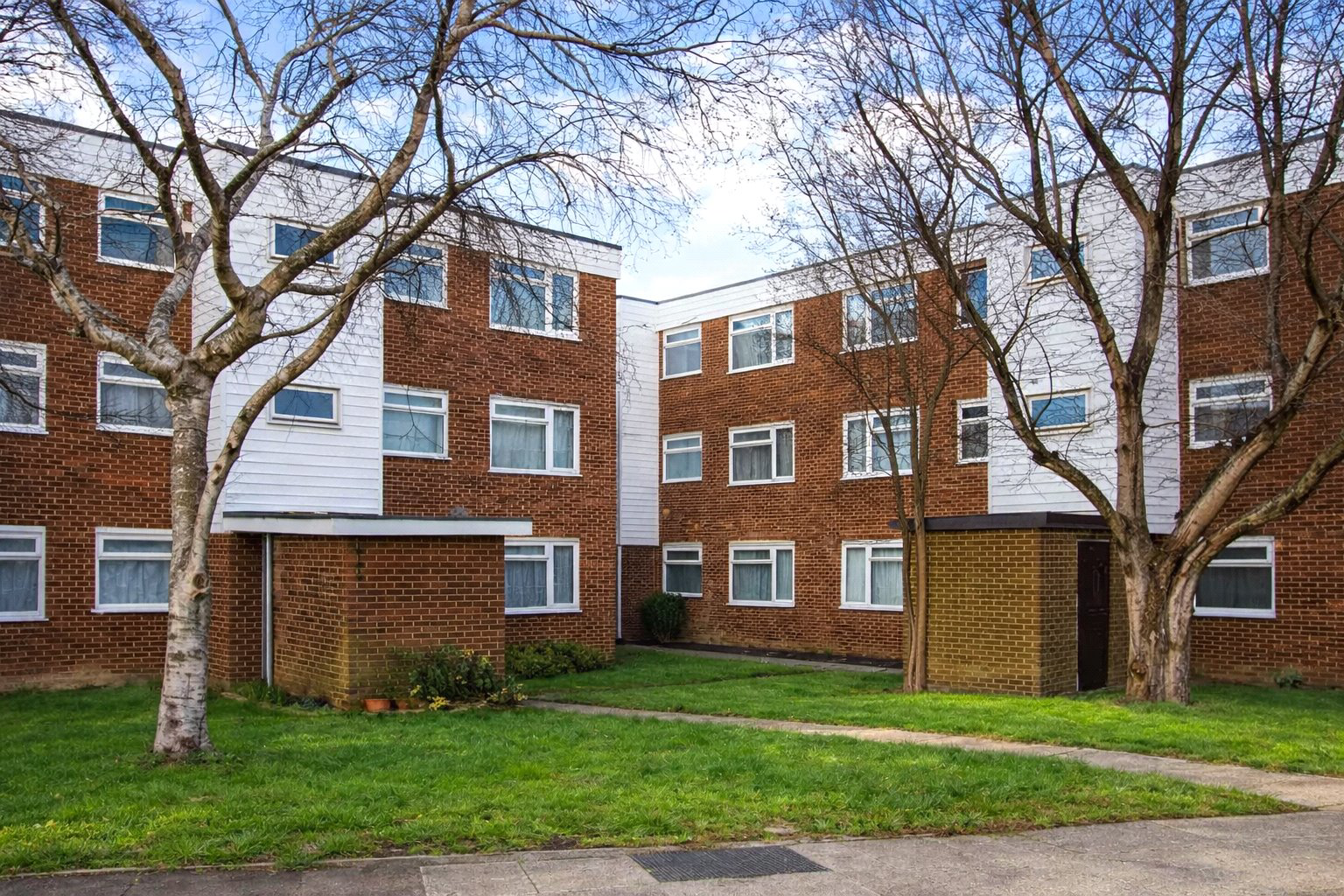 Aintree Close, Uxbridge, Greater London, UB8