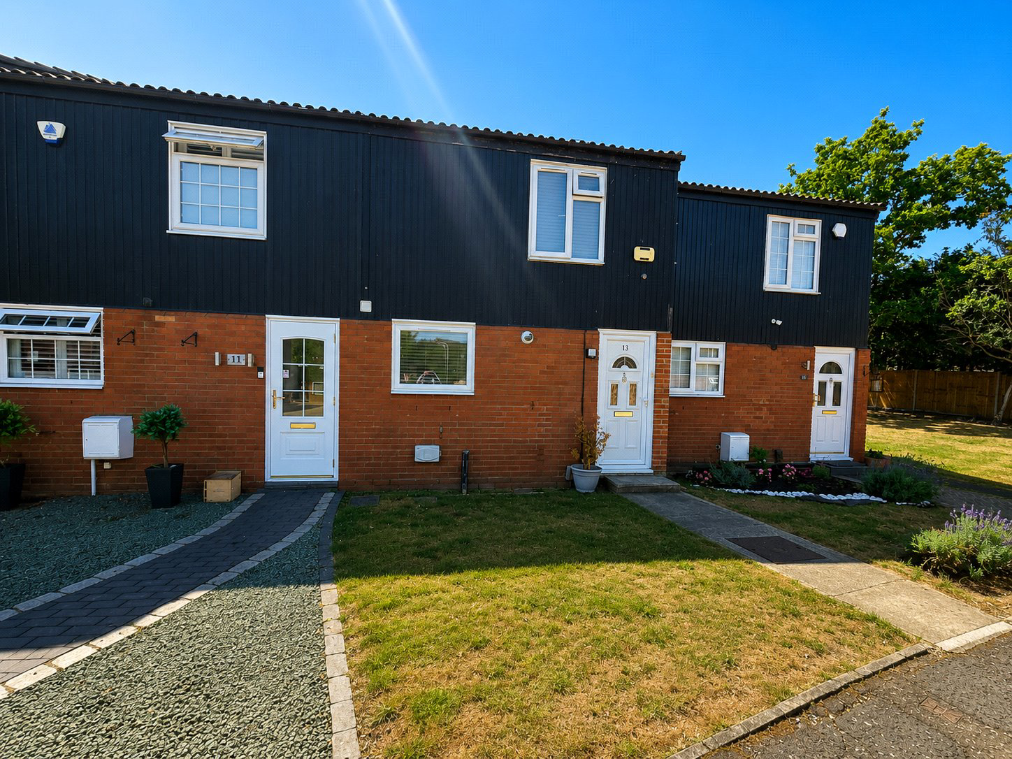 Hetherington Way, Hillingdon, Greater London, UB10, photo 2