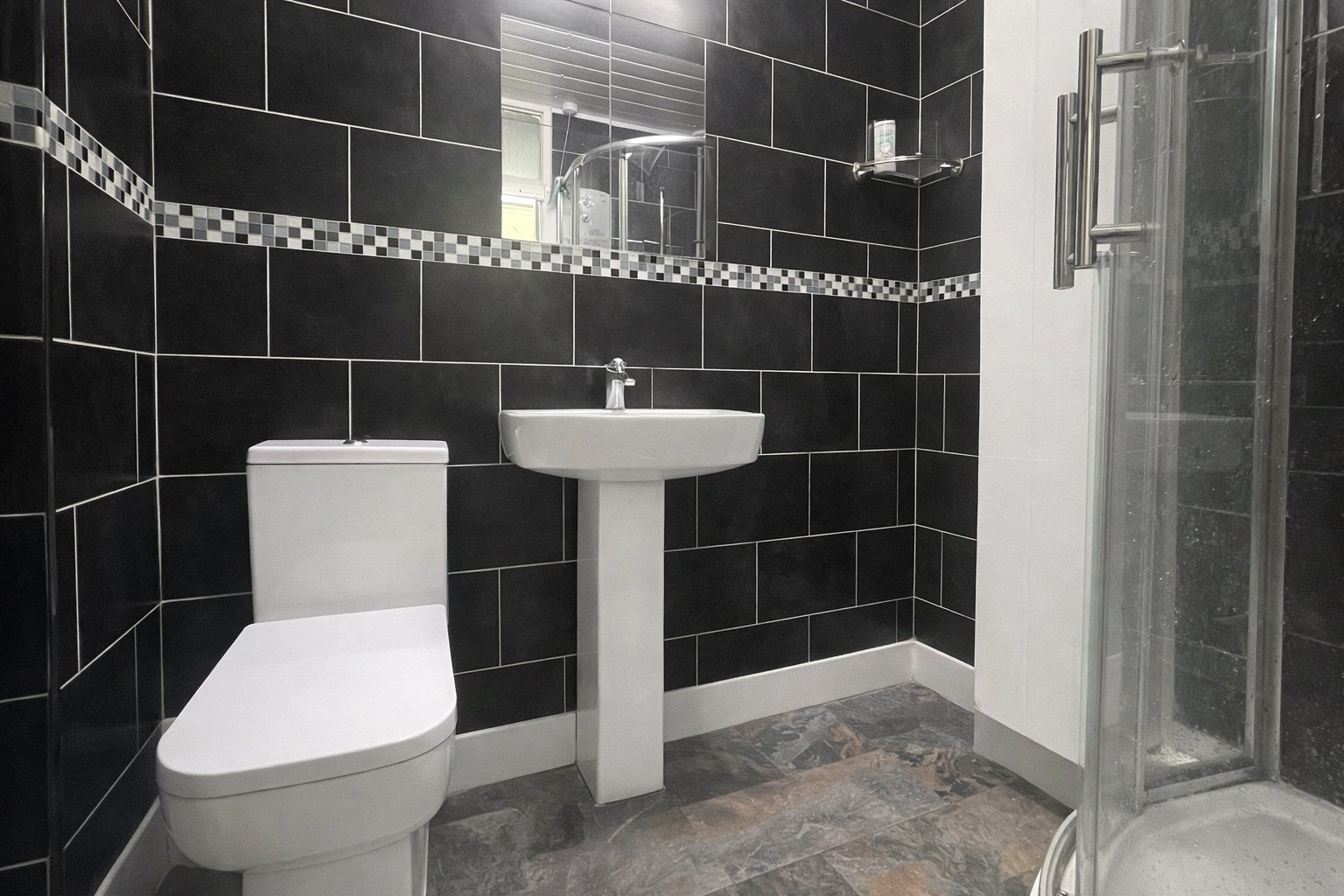 St Stephens Road, Hounslow, Greater London, TW3, photo 6