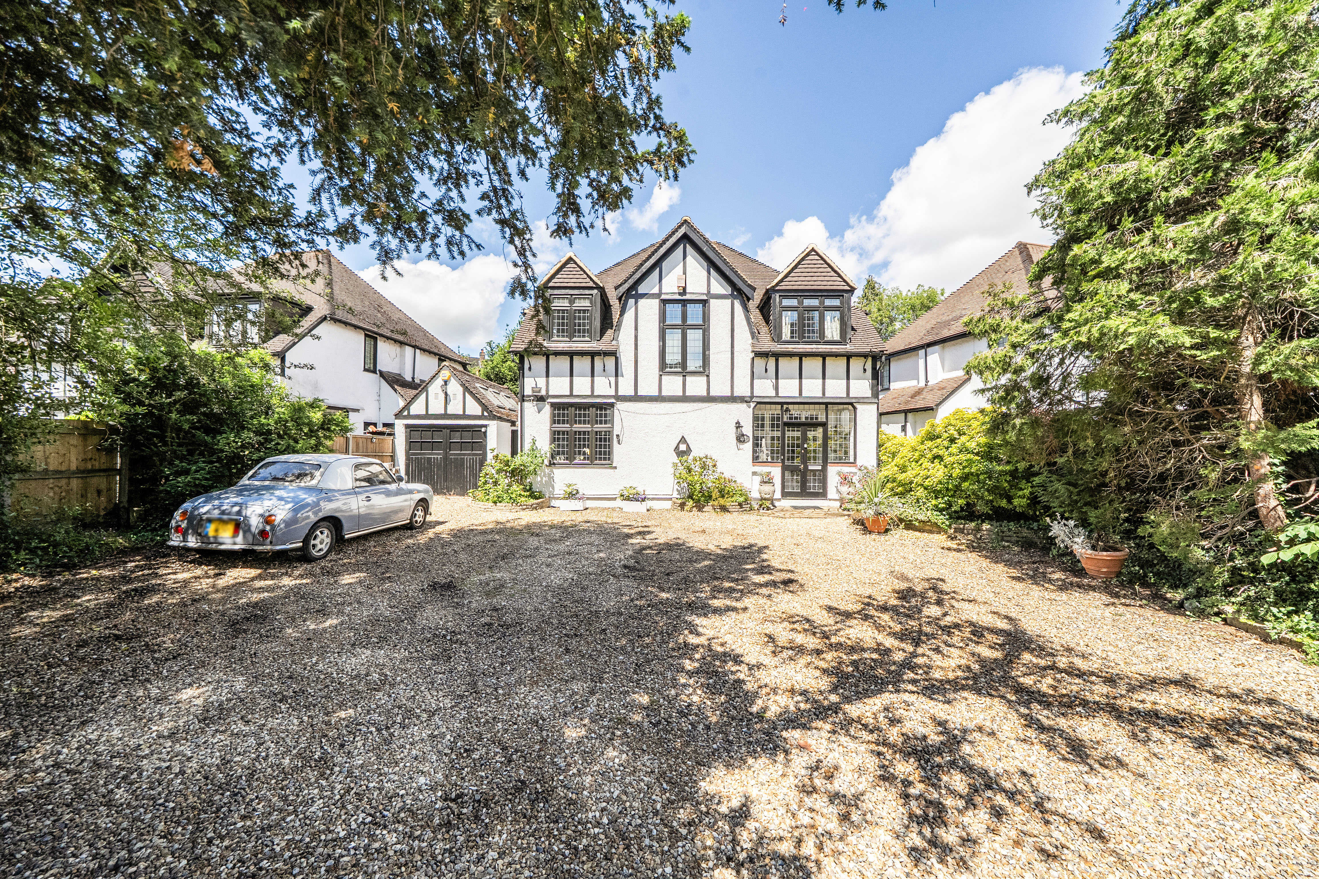 Brighton Road, Purley, CR8