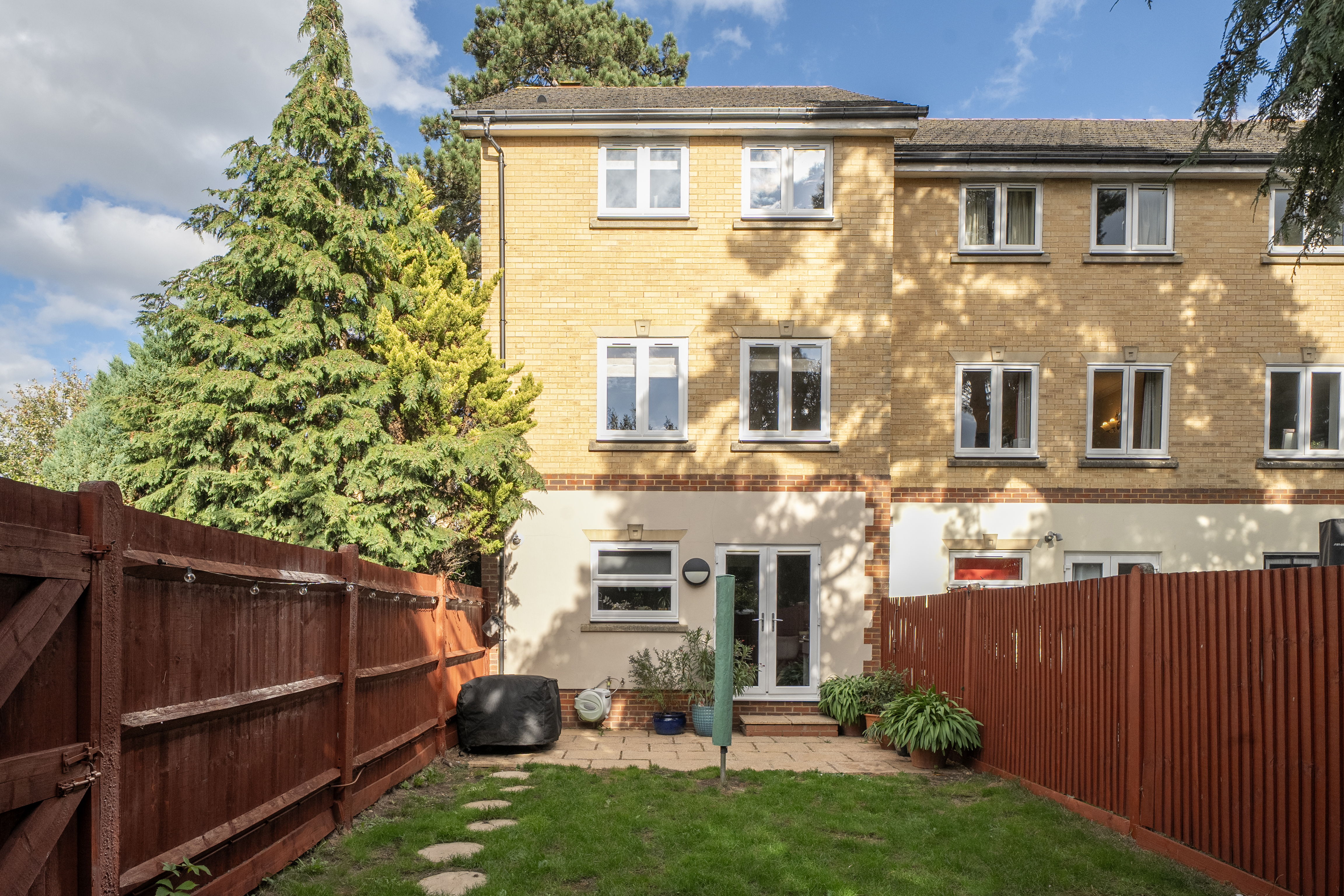 Bunce Drive, Caterham, CR3, photo 16