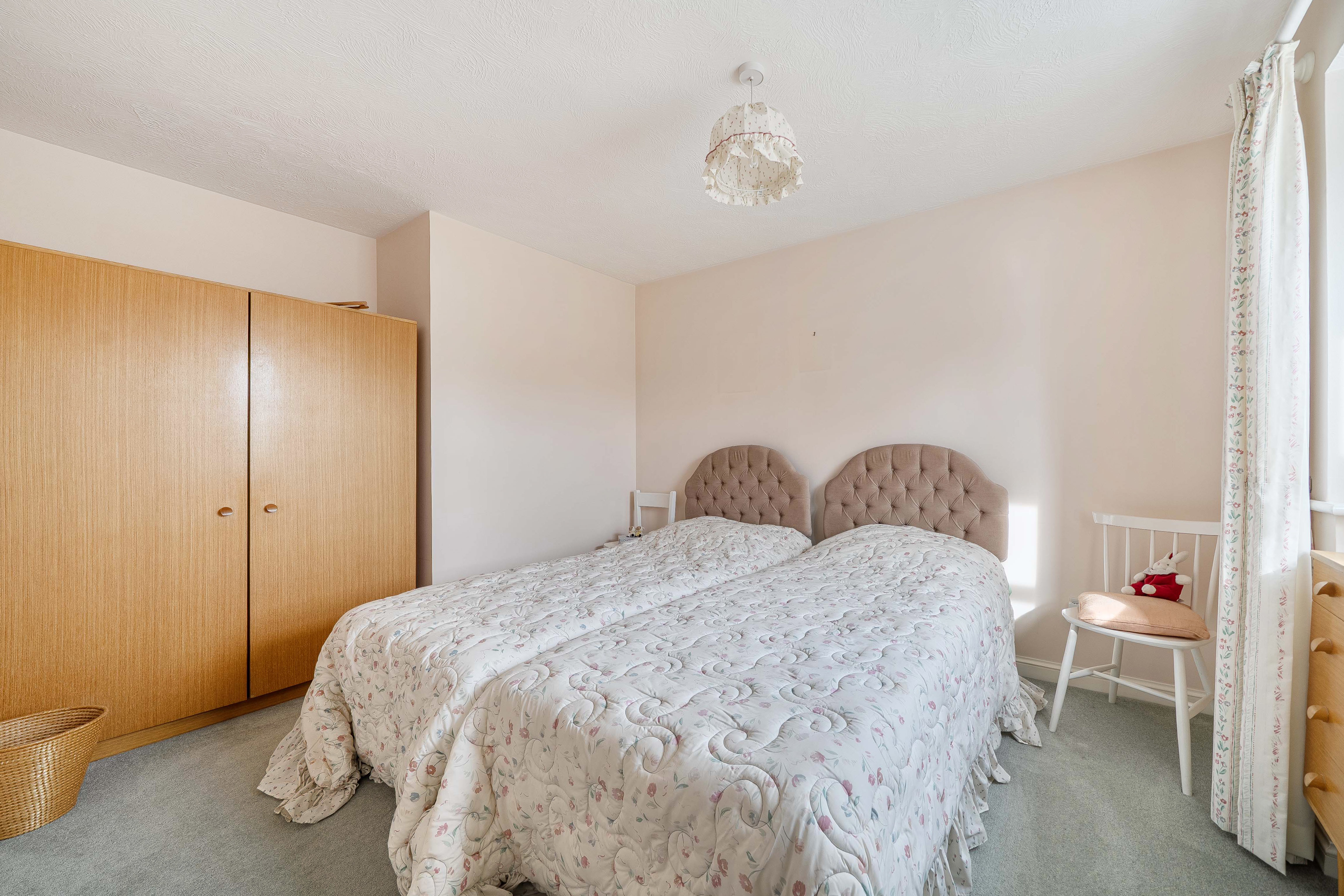 Stanley Close, Coulsdon, CR5, photo 12