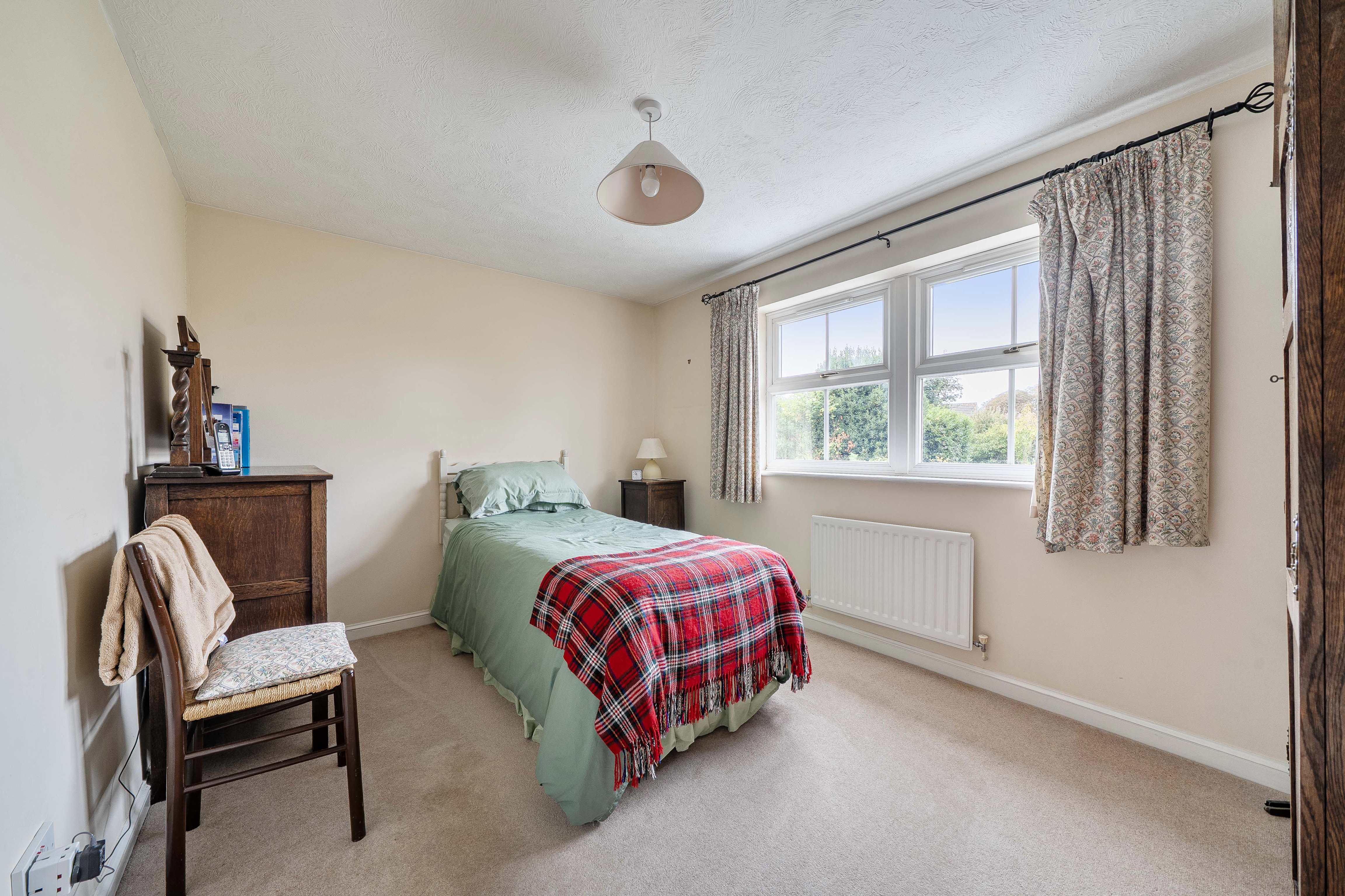 Stanley Close, Coulsdon, CR5, photo 11