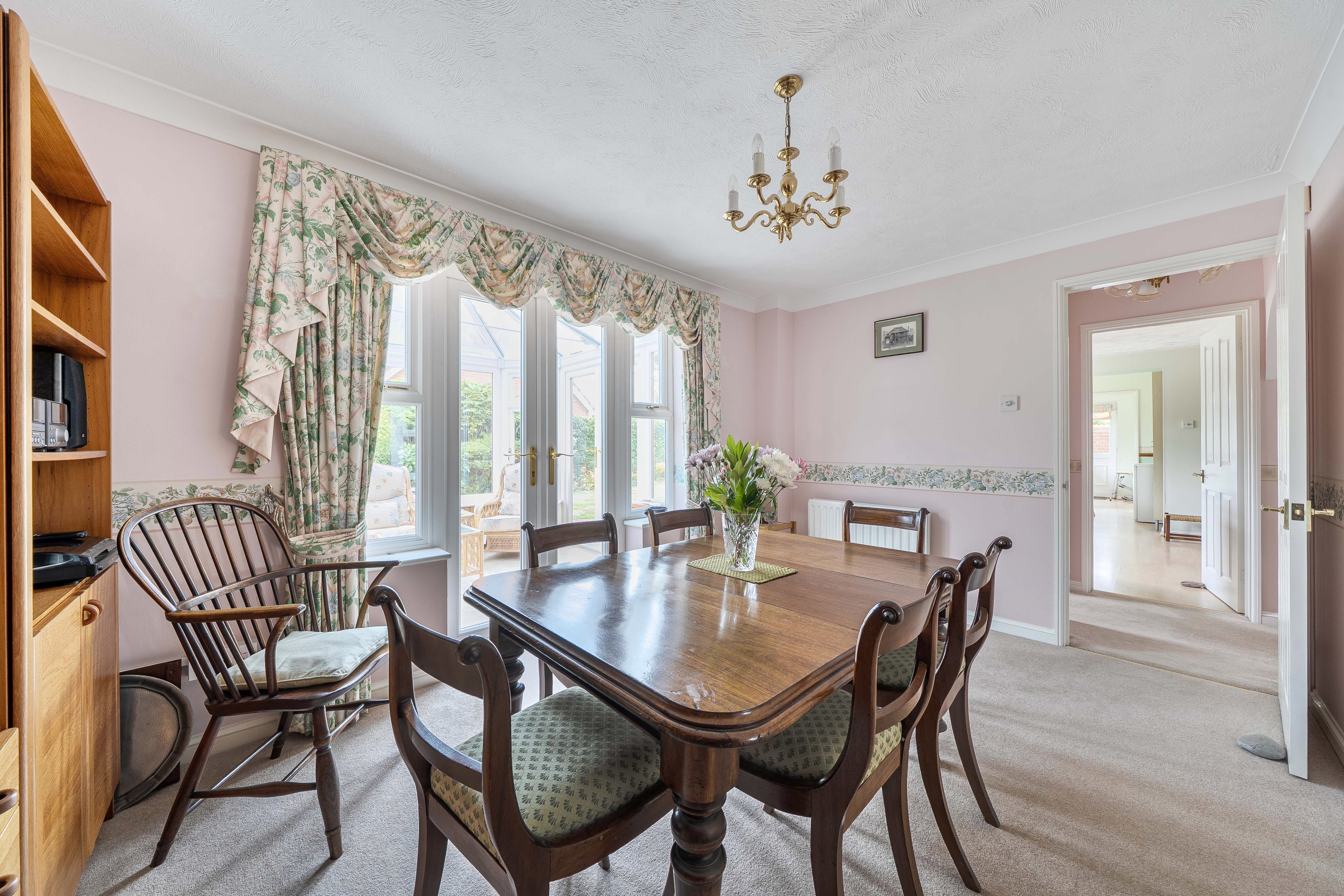 Stanley Close, Coulsdon, CR5, photo 7