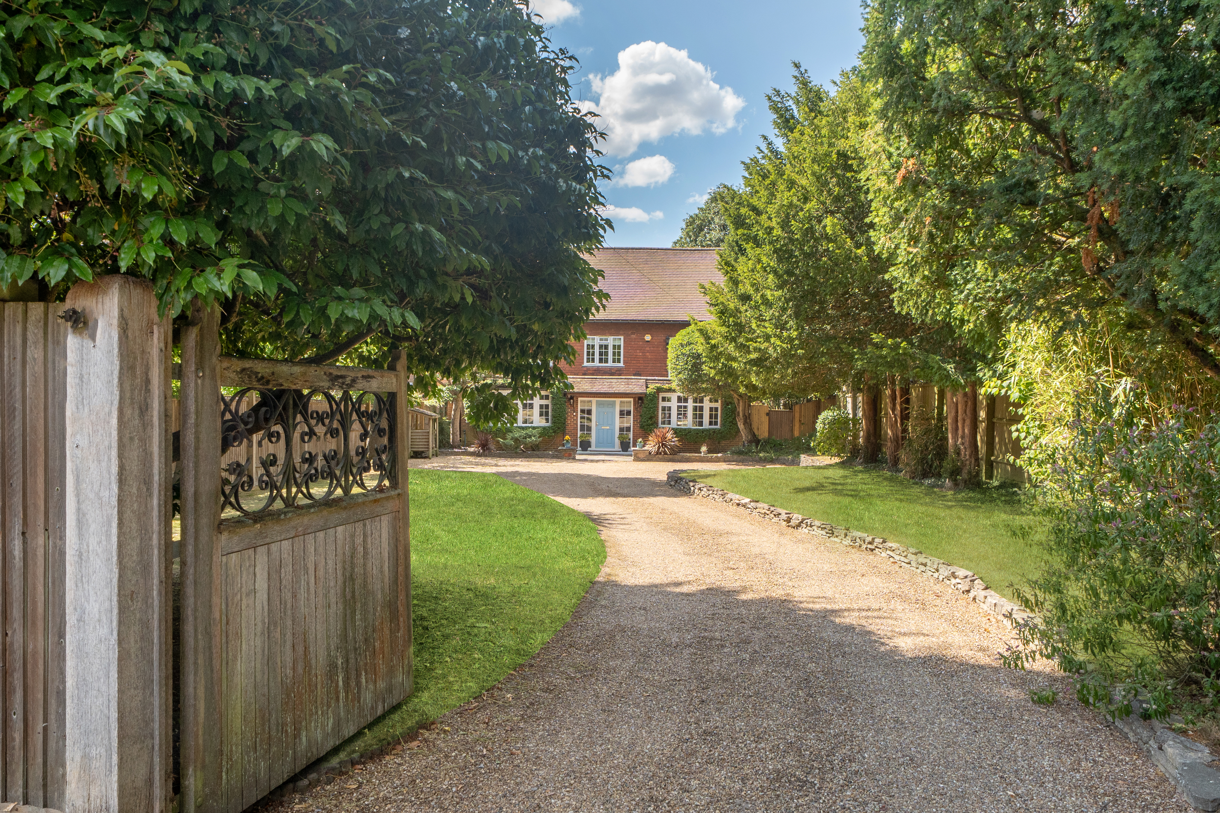 Essendene Road, Caterham, CR3