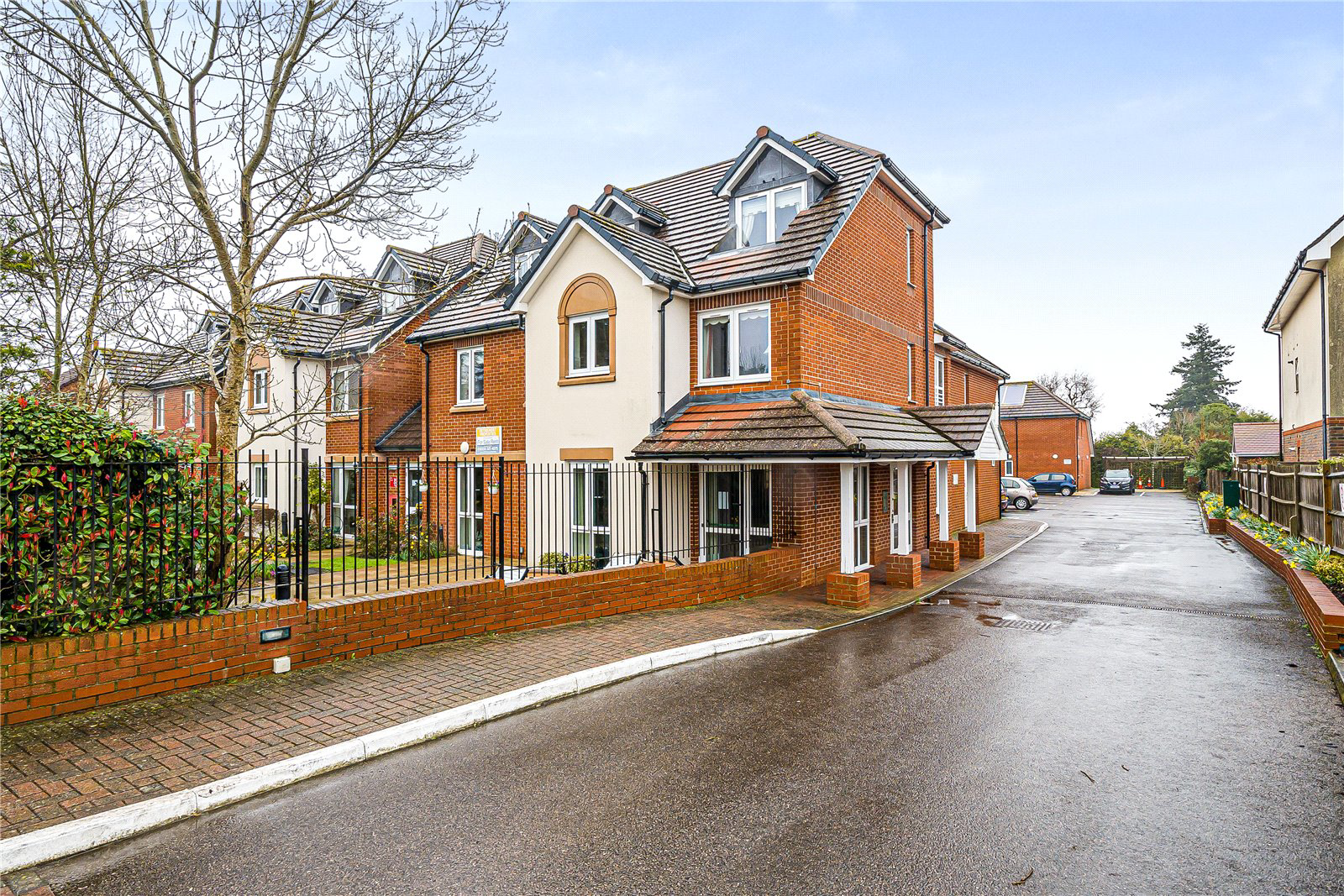 Limpsfield Road, Warlingham, CR6