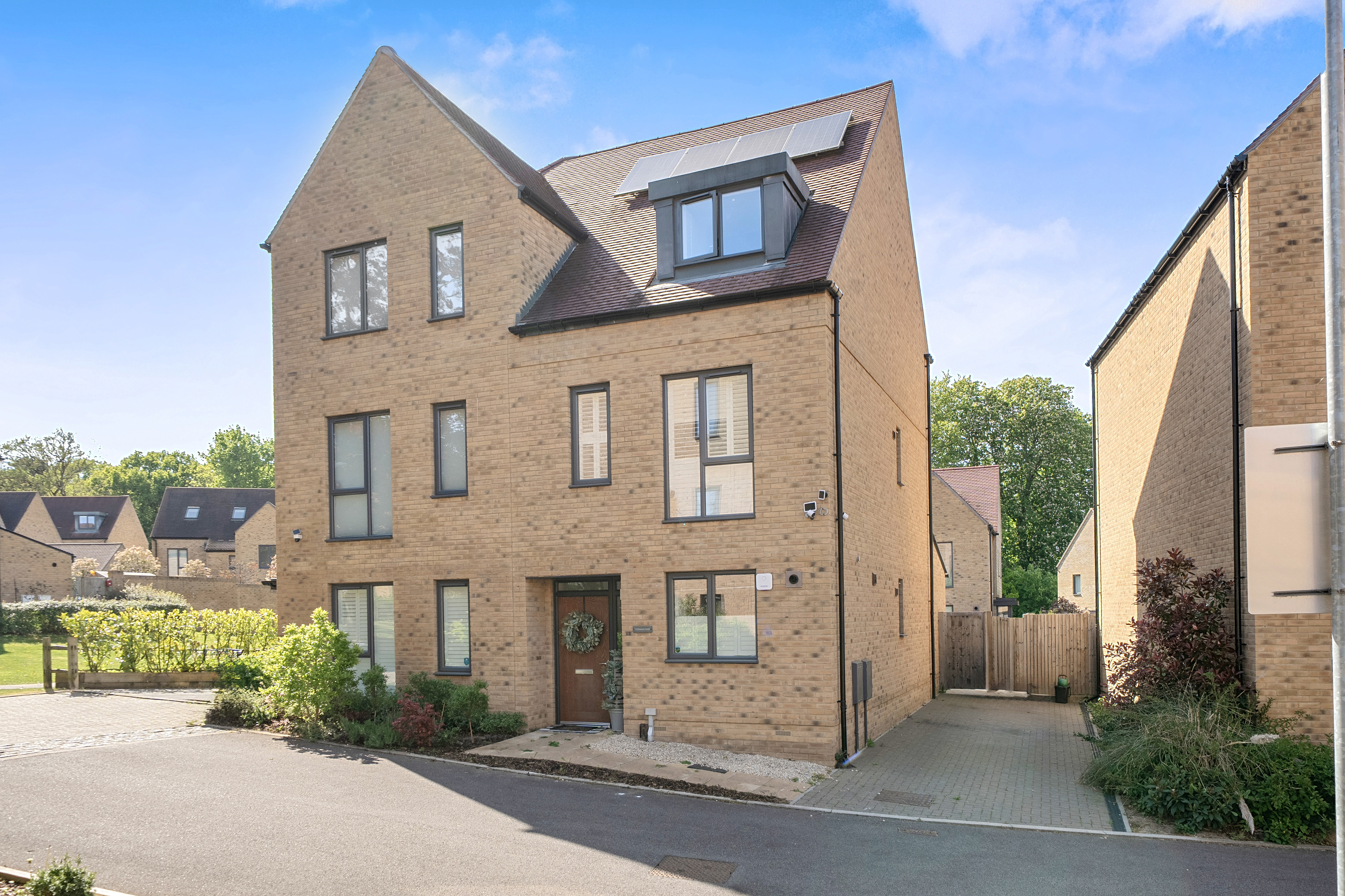 Courage Close, Coulsdon, CR5