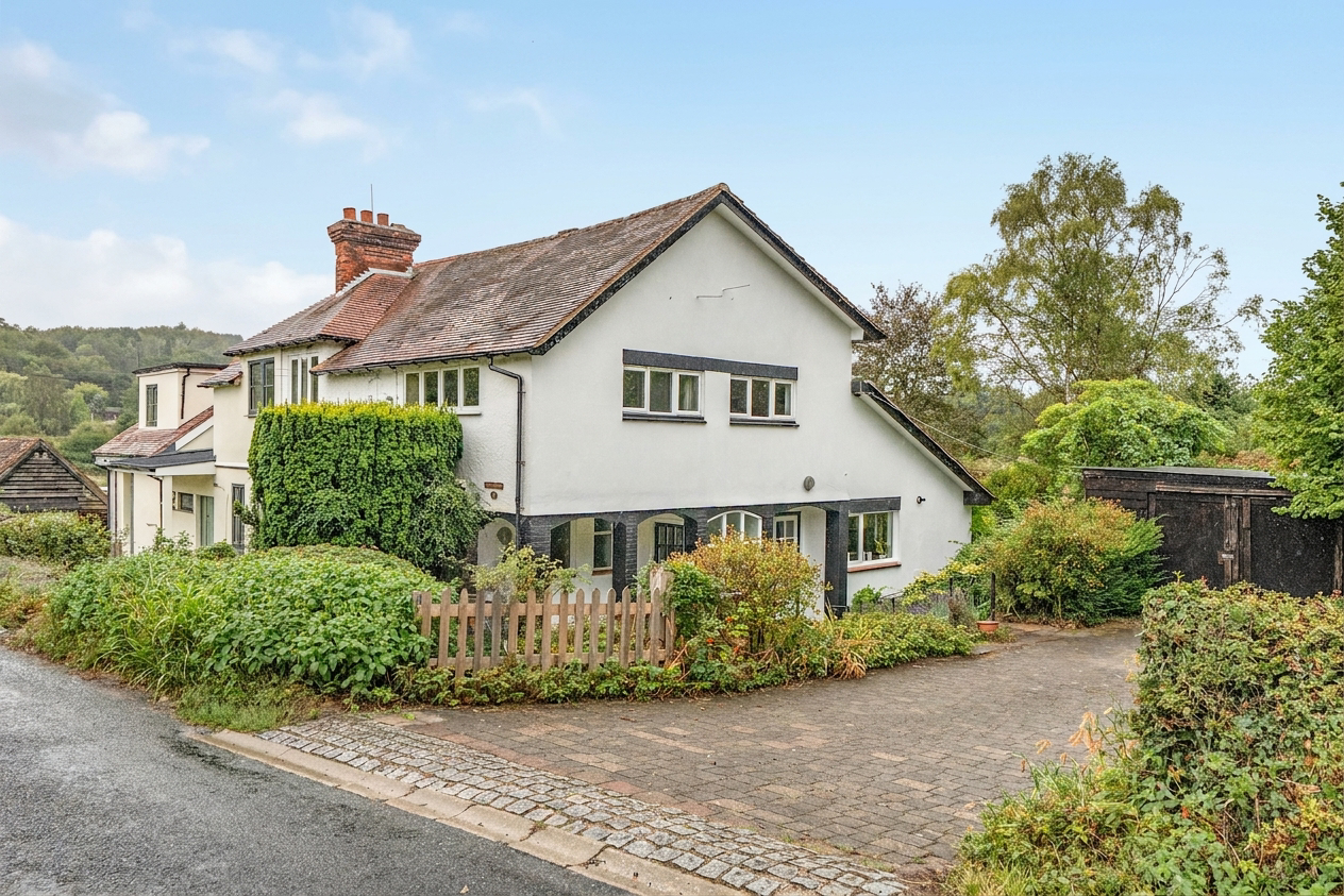 Bug Hill, Woldingham, CR3