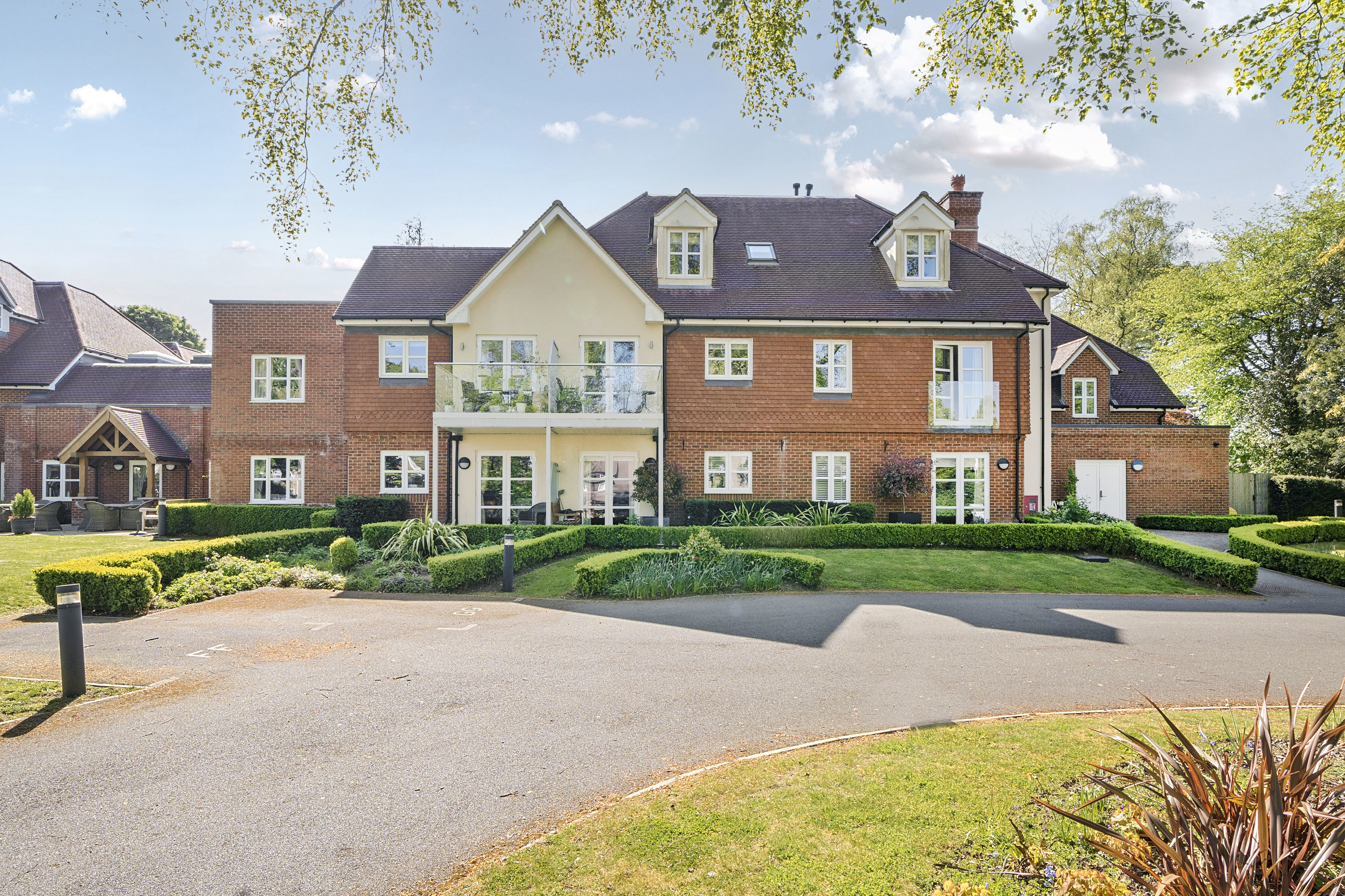 Westhall Road, Langton House, CR6