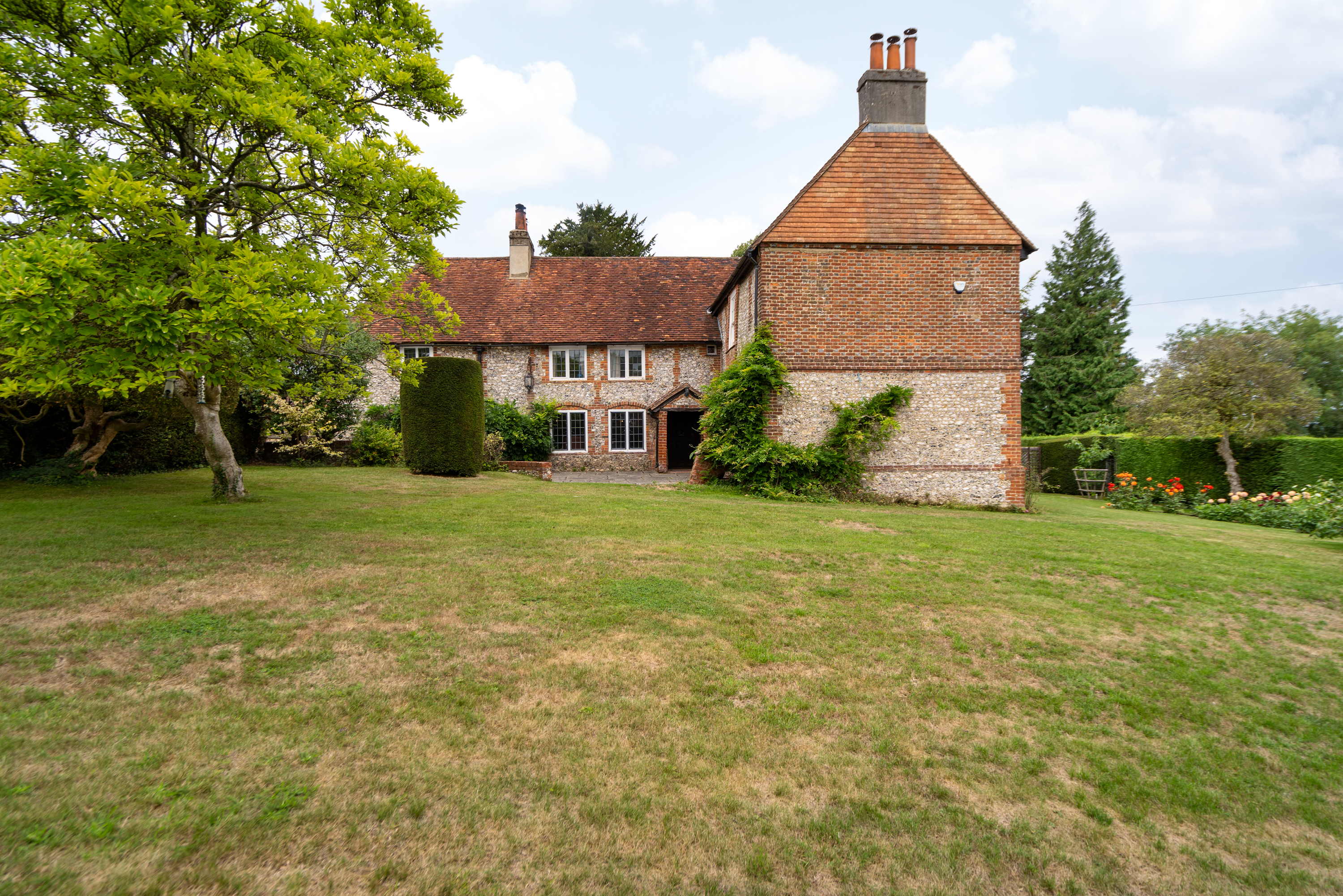 Slines Oak Road, Woldingham, CR3