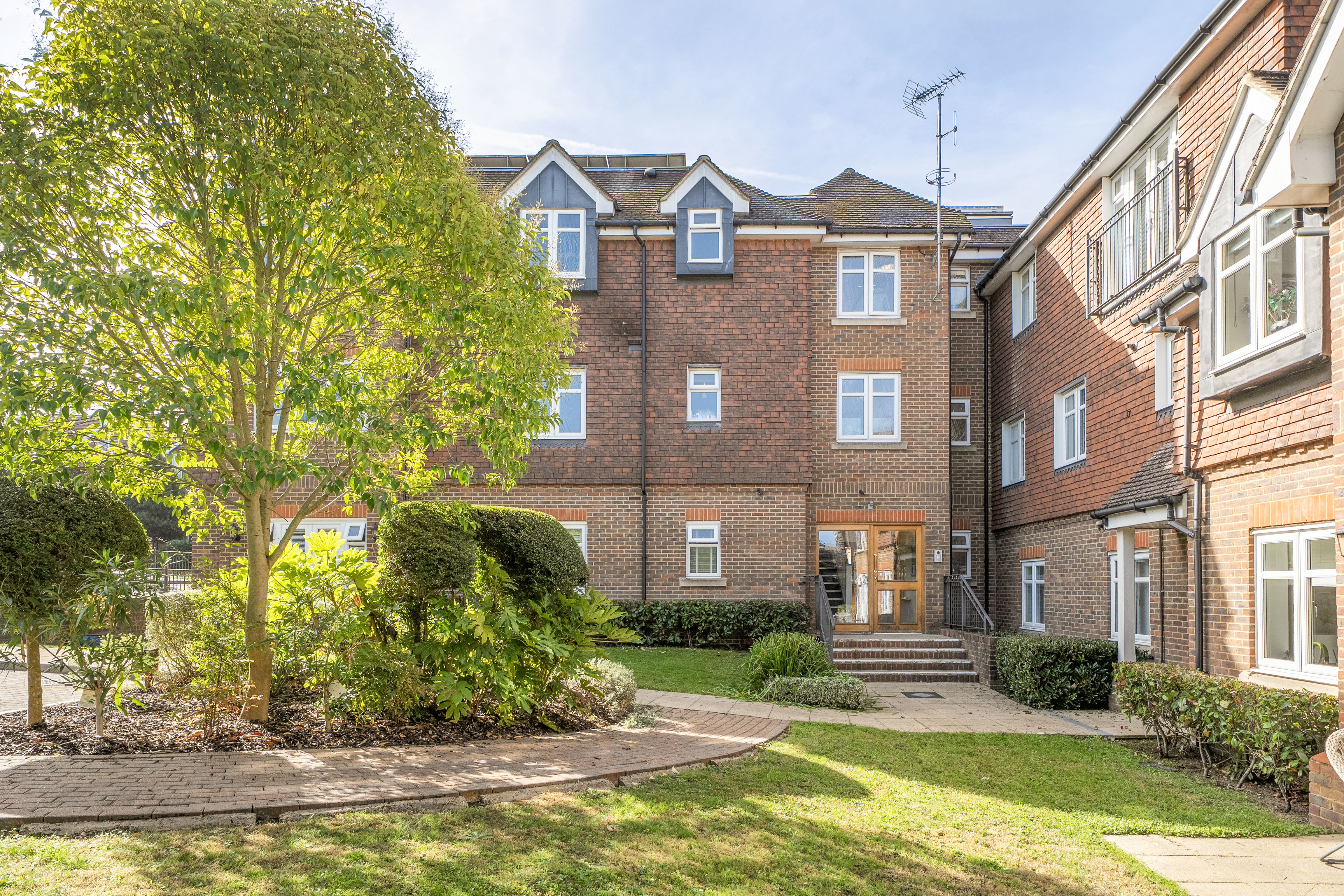 Limpsfield Road, Warlingham, CR6, photo 17