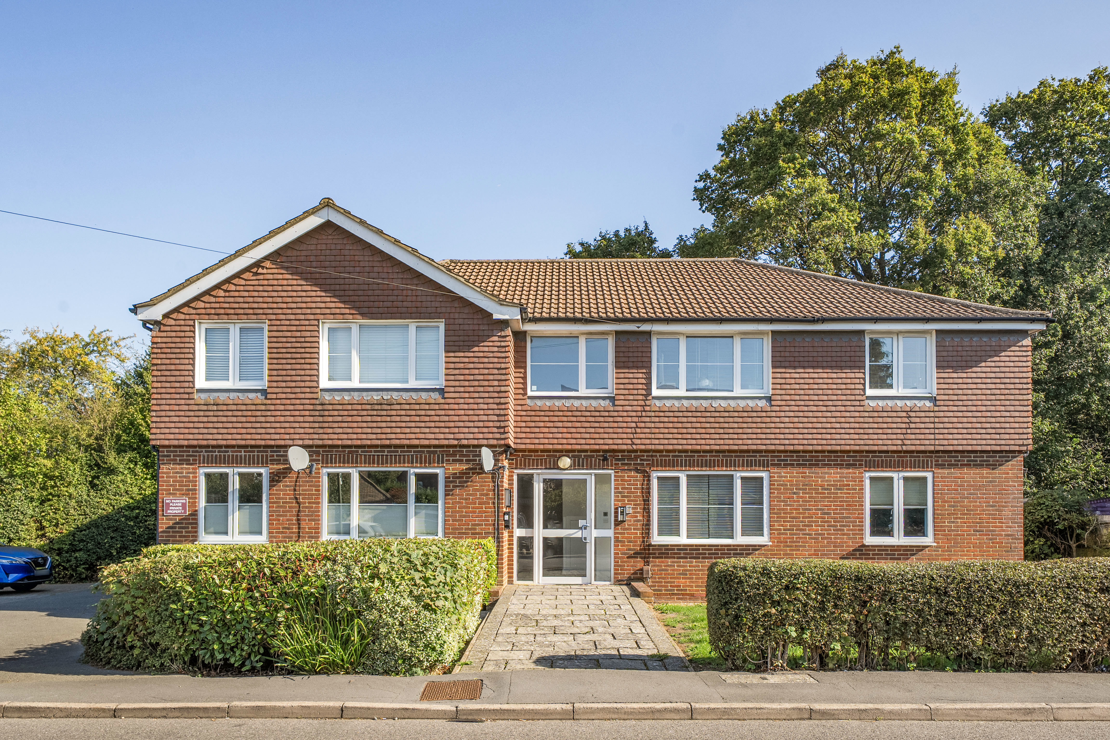 Harrow Road, Warlingham, CR6