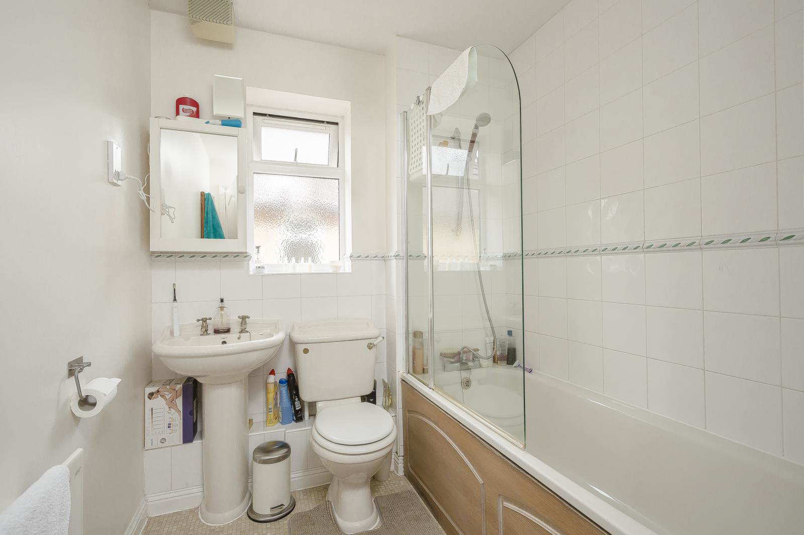 St. Lawrence Way, Caterham, CR3, photo 10