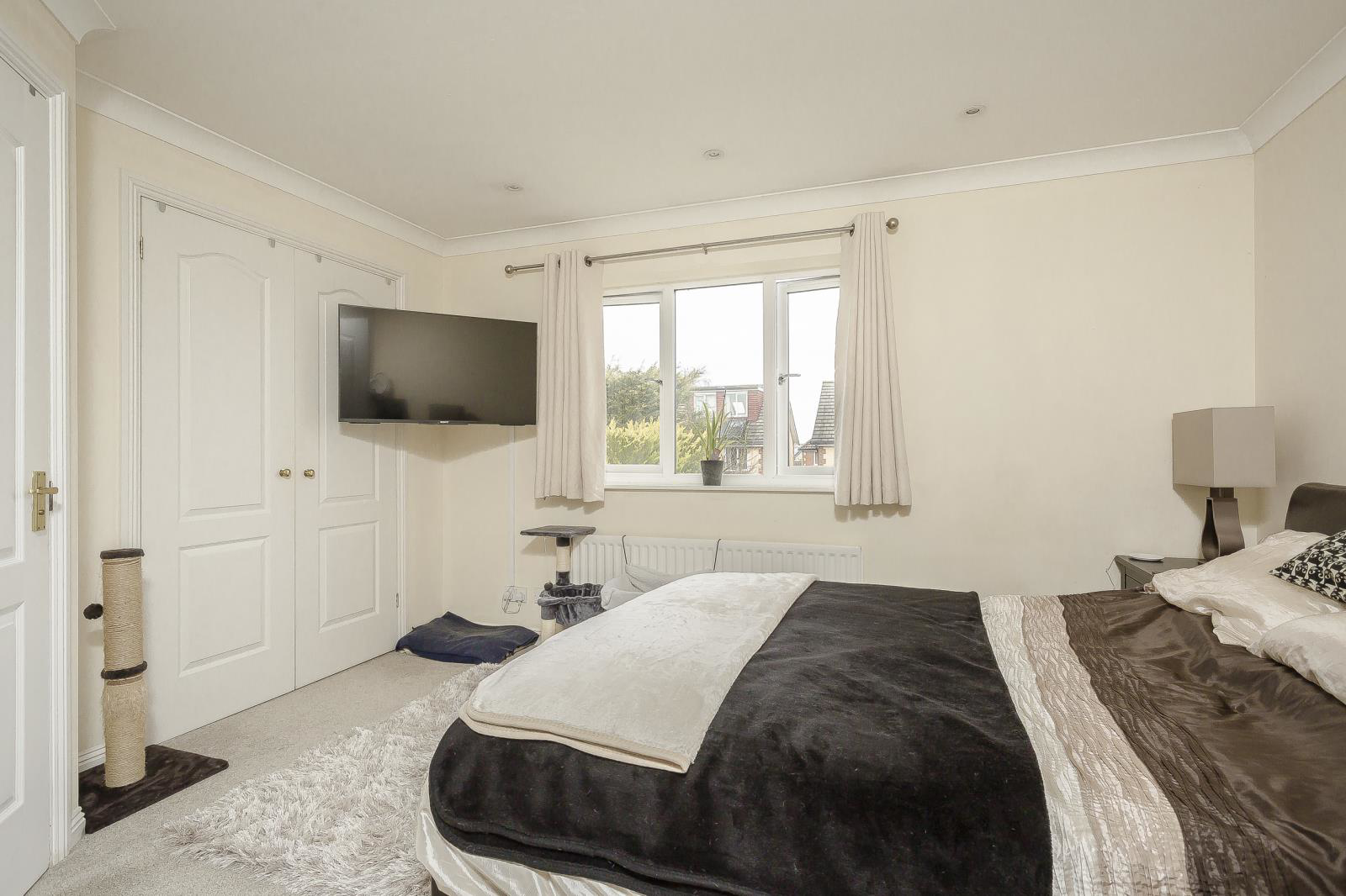 St. Lawrence Way, Caterham, CR3, photo 8