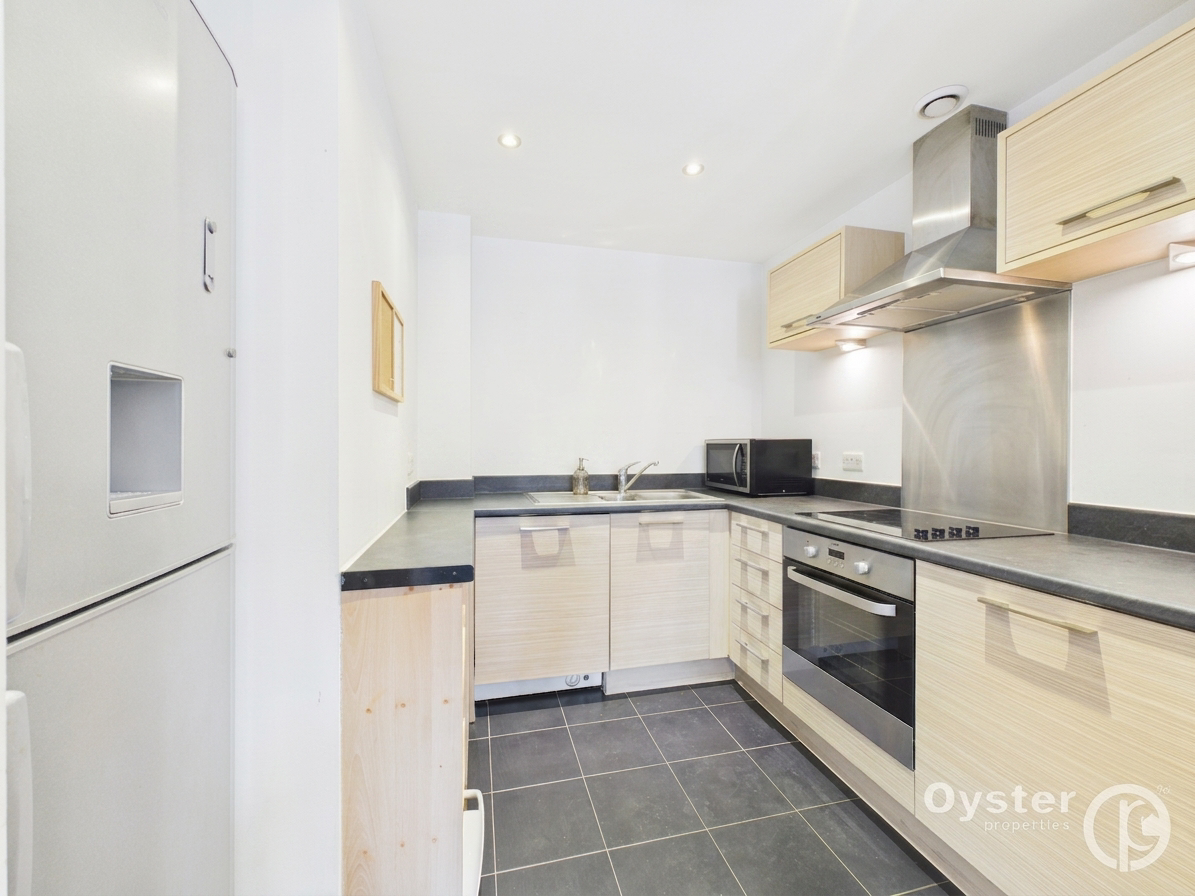 Mornington Close, Harvil Court, NW9, photo 3