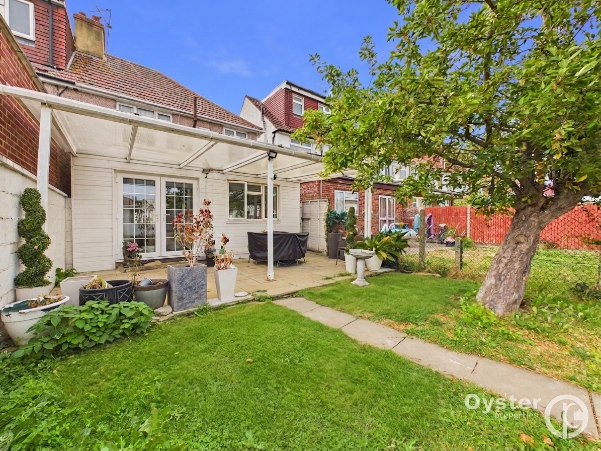 D'arcy Gardens, Harrow, HA3, photo 22