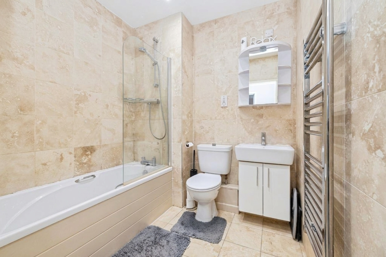 Goddard Drive, Bushey, WD23, photo 11