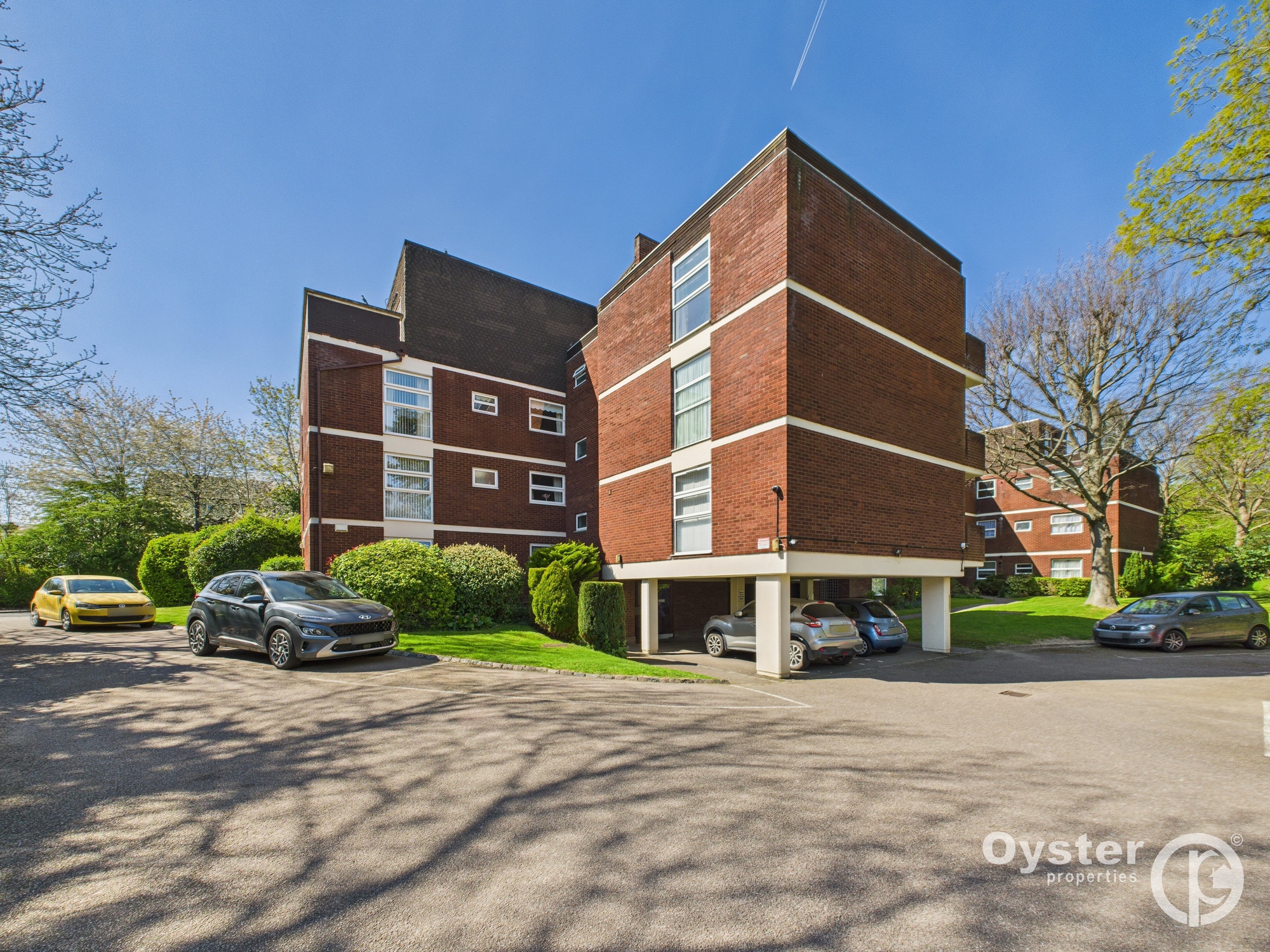West End Lane, Pinner, HA5