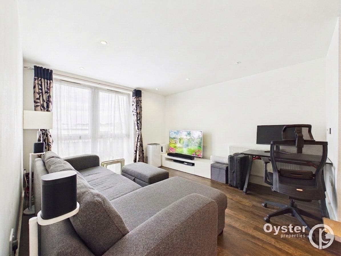 Letchworth Road, Stanmore, HA7, photo 2