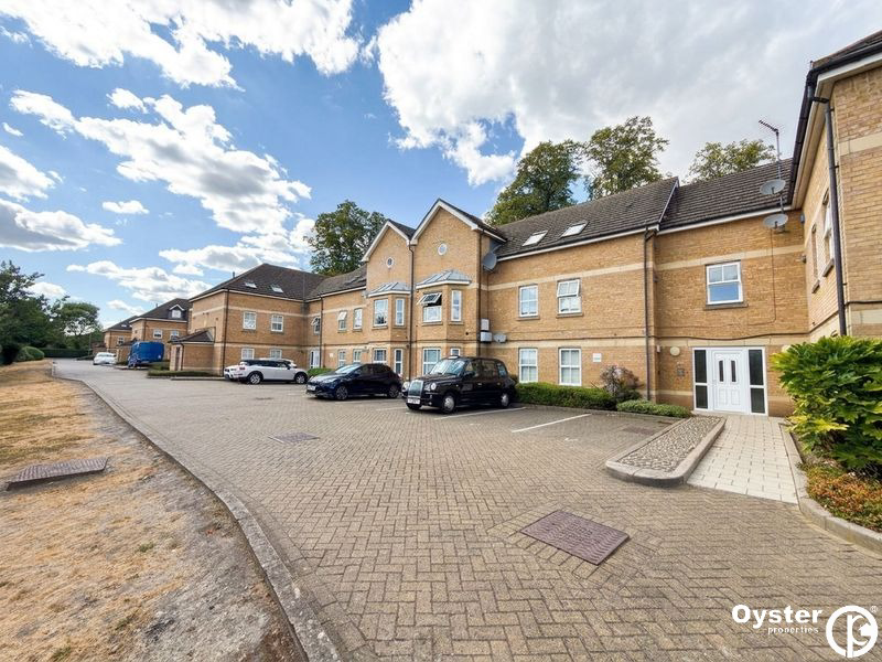 Catterick Close, Otley Court, N11