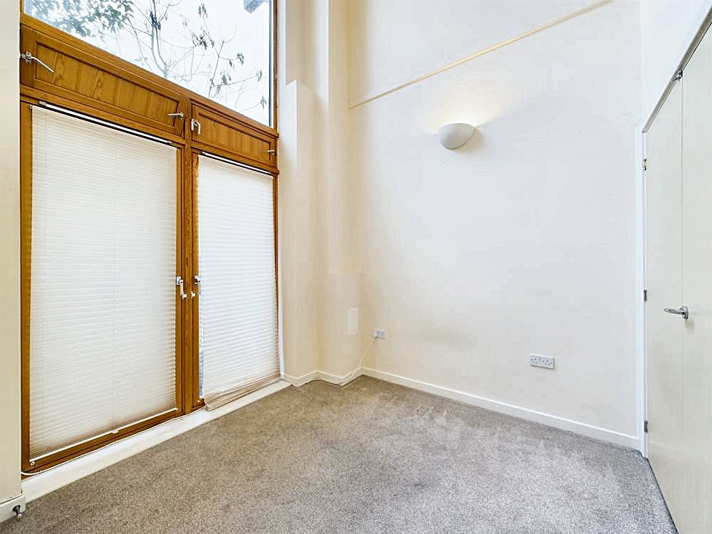 Columbia Place, Campbell Park, MK9, photo 13