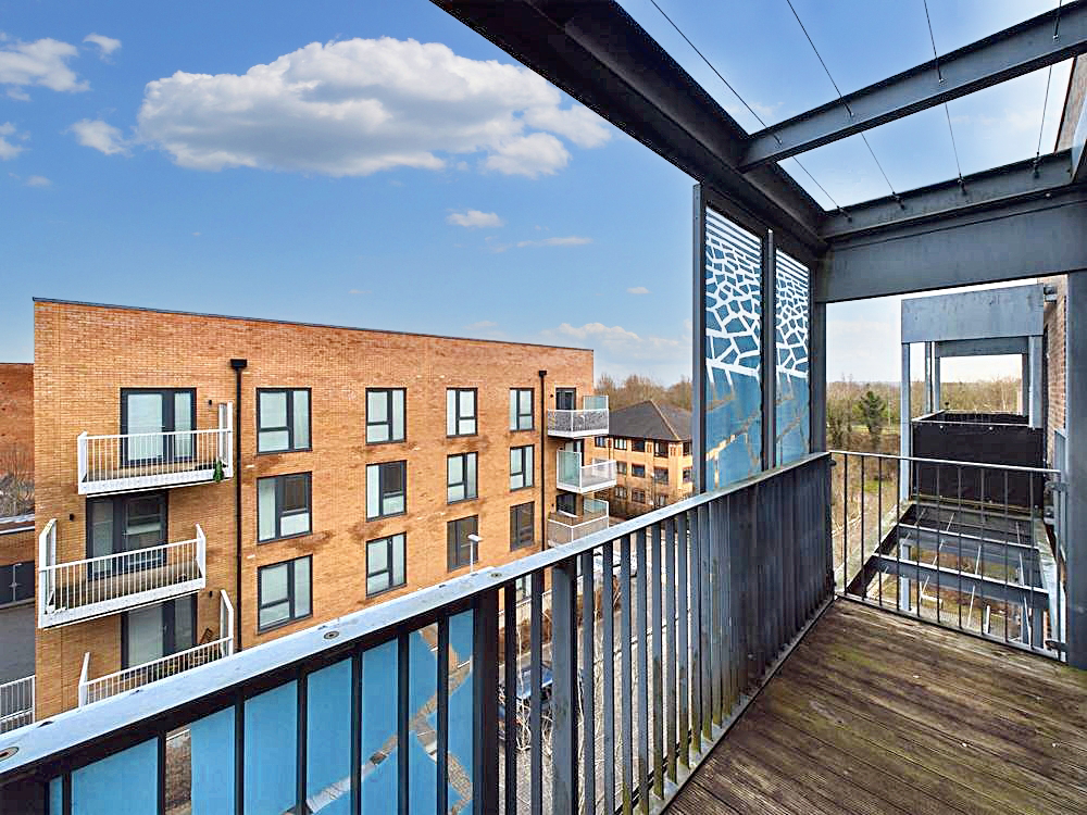 Columbia Place, Campbell Park, MK9, photo 4