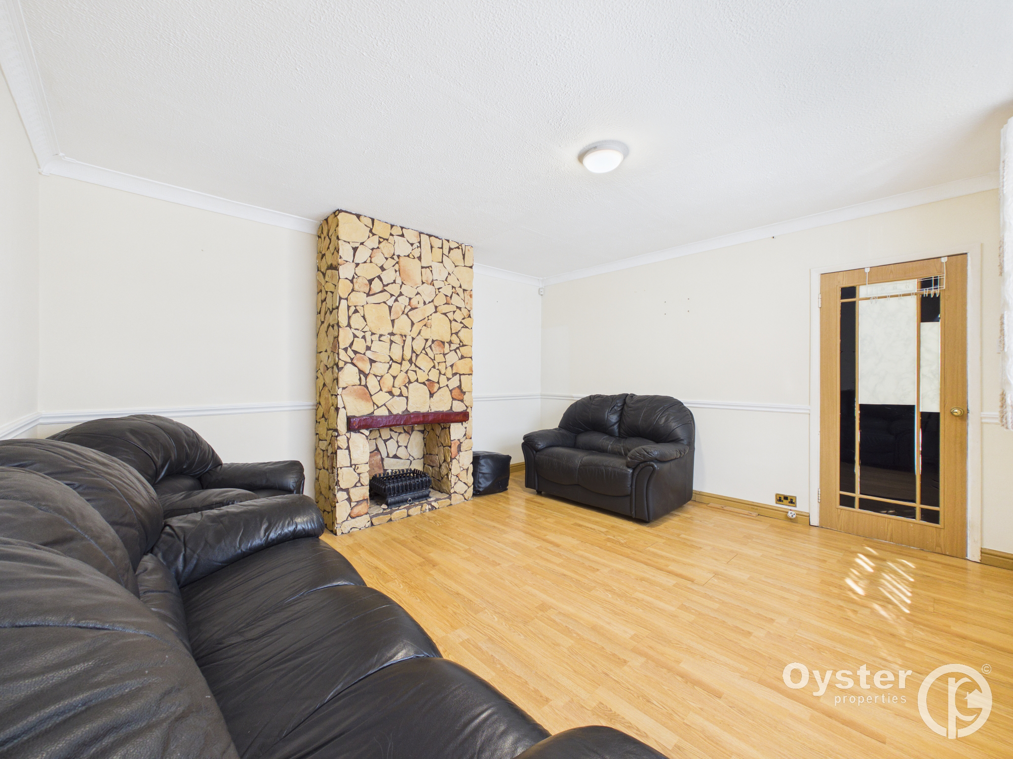 Meadfield, Edgware, HA8, photo 2
