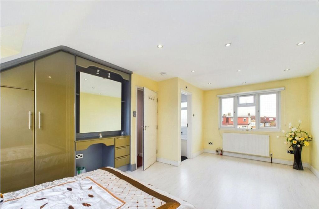 Princes Avenue, London, NW9, photo 11