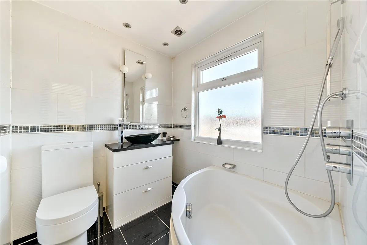 Princes Avenue, London, NW9, photo 13
