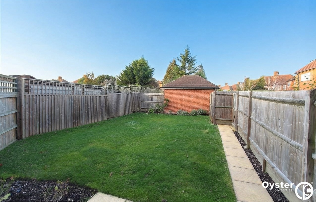 Whitchurch Lane, Edgware, HA8, photo 12