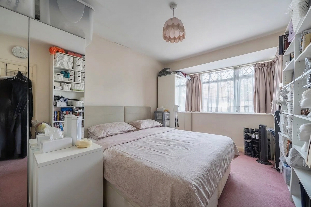 Wyre Grove, Edgware, HA8, photo 8