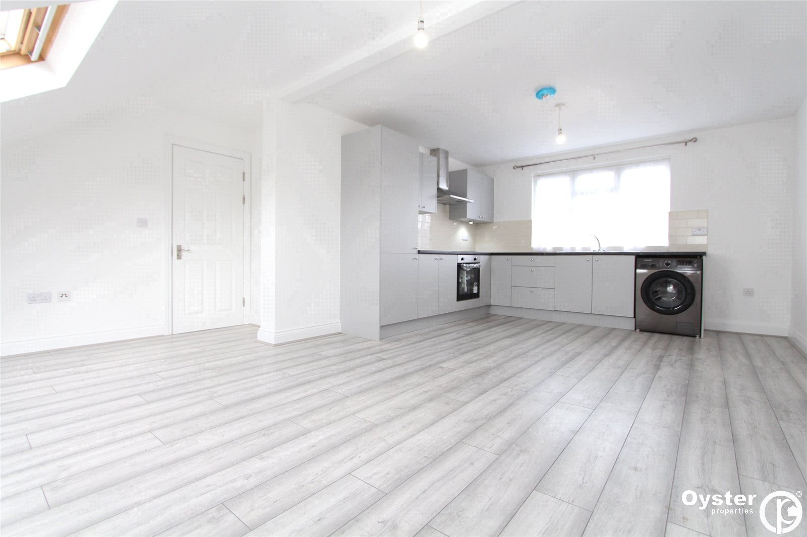 Park Avenue North, London, NW10, photo 2