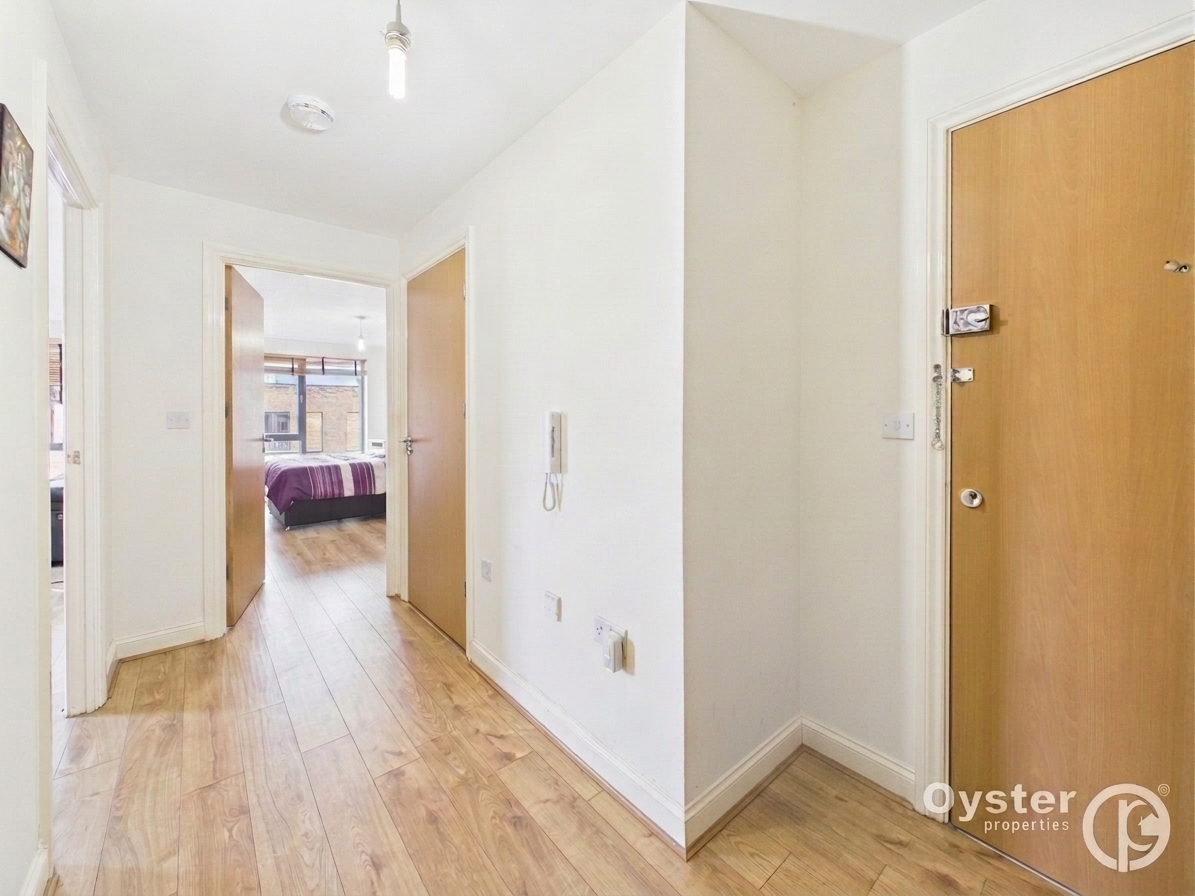 Mornington Close, Harvil Court, NW9, photo 8