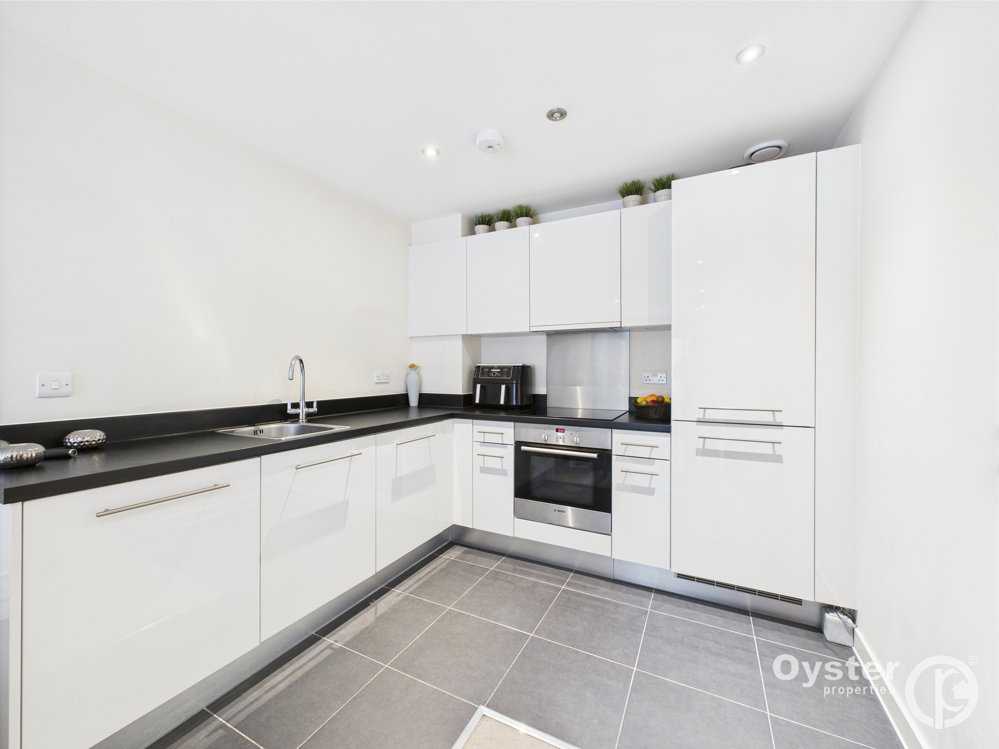 Howard Road, Stanmore, HA7, photo 2