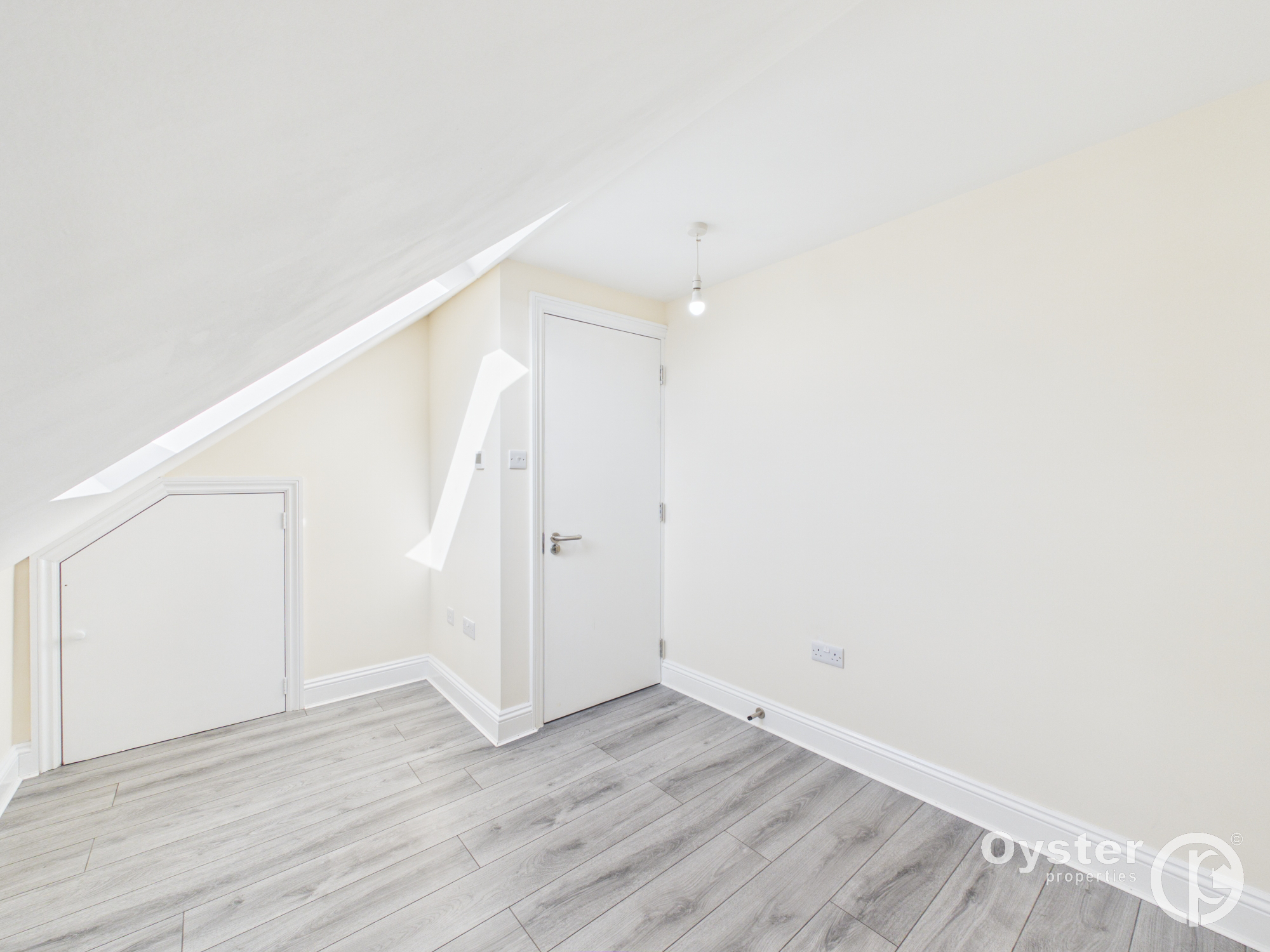 North Circular Road, London, NW2, photo 10