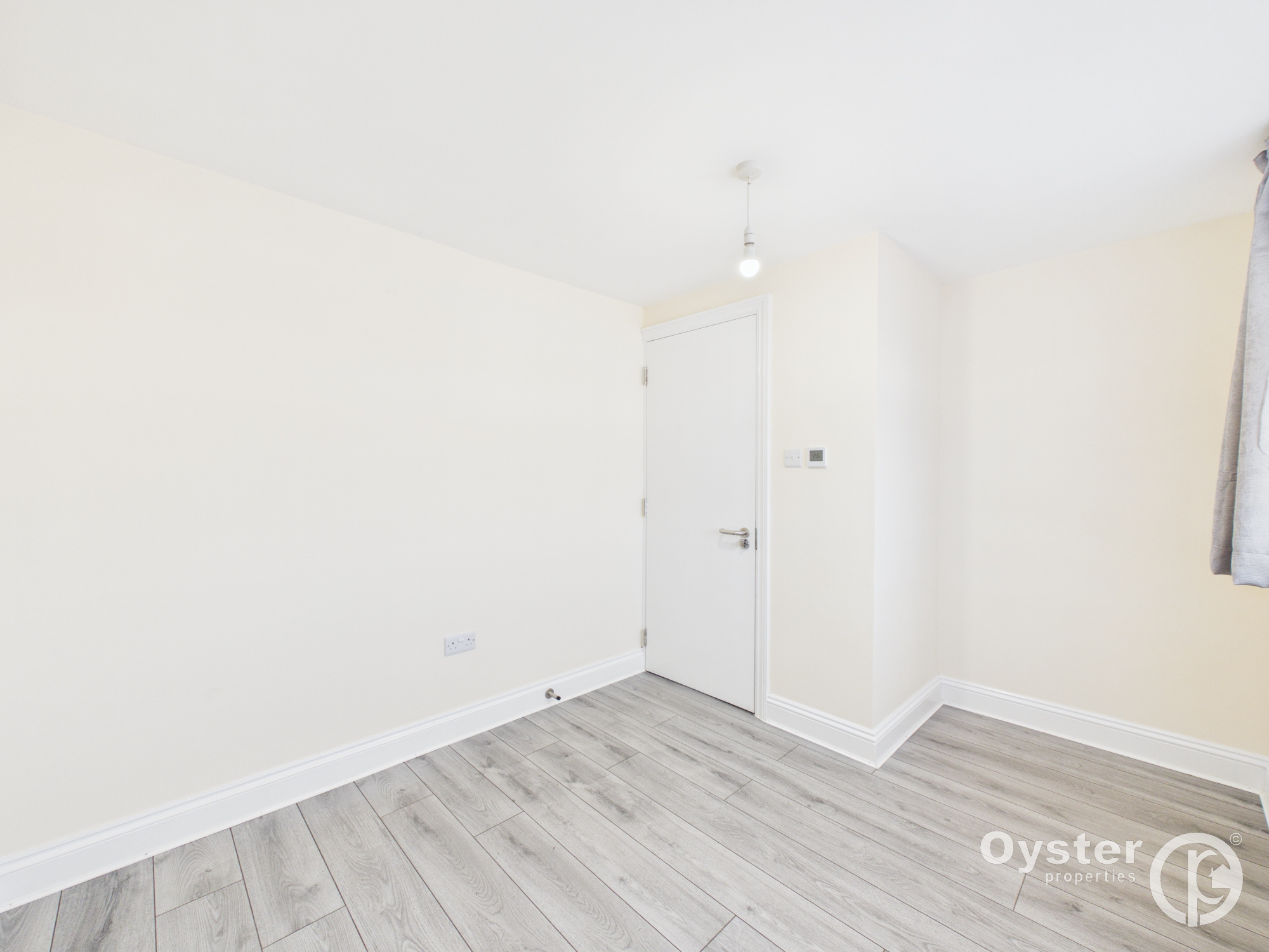 North Circular Road, London, NW2, photo 12