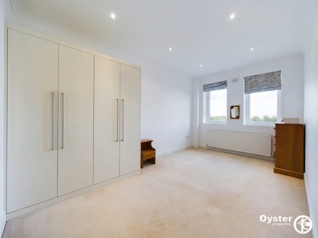Kingsgate House, 29-39 The Broadway, HA7, photo 7