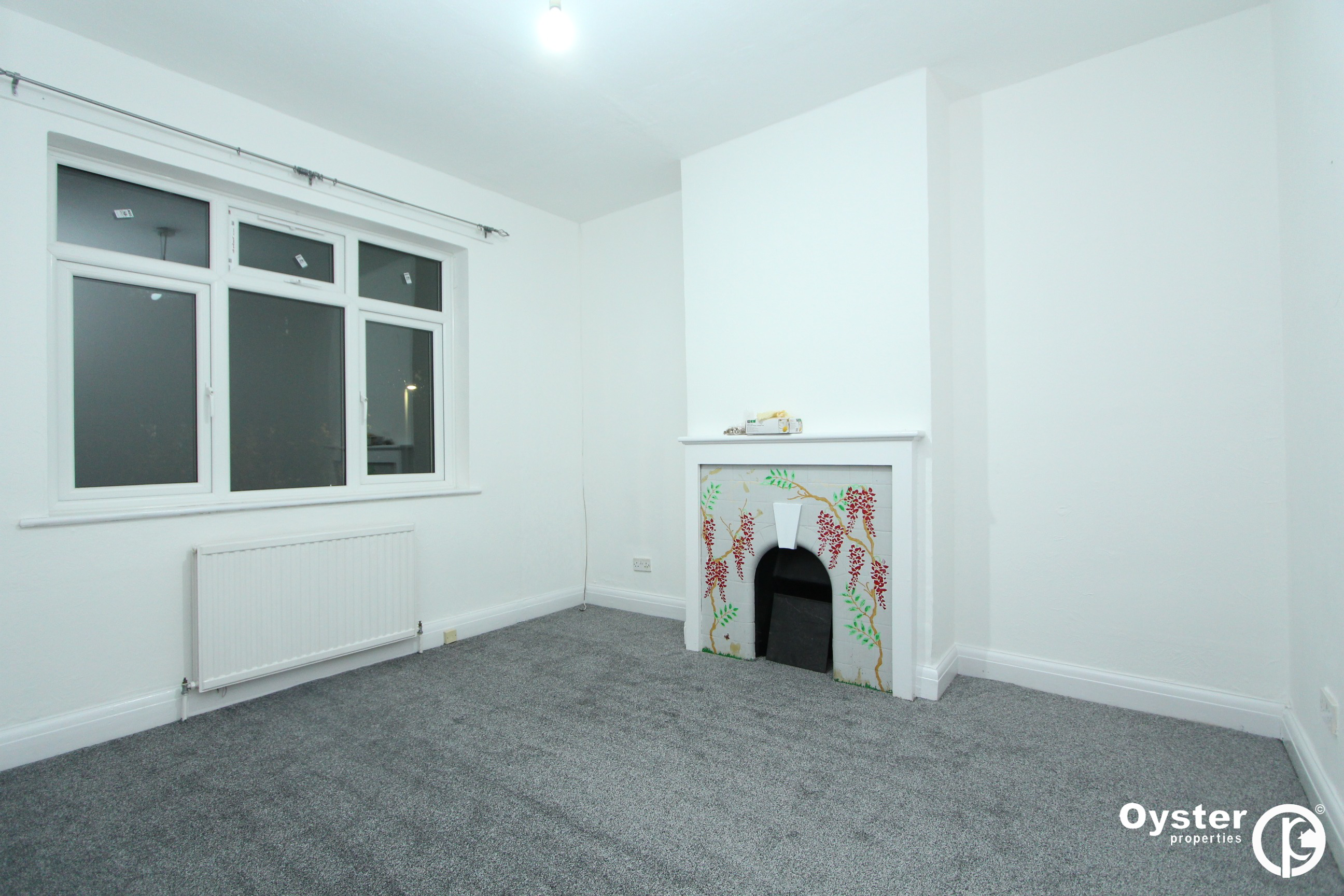 Burnt Oak Broadway, Edgware, HA8, photo 2